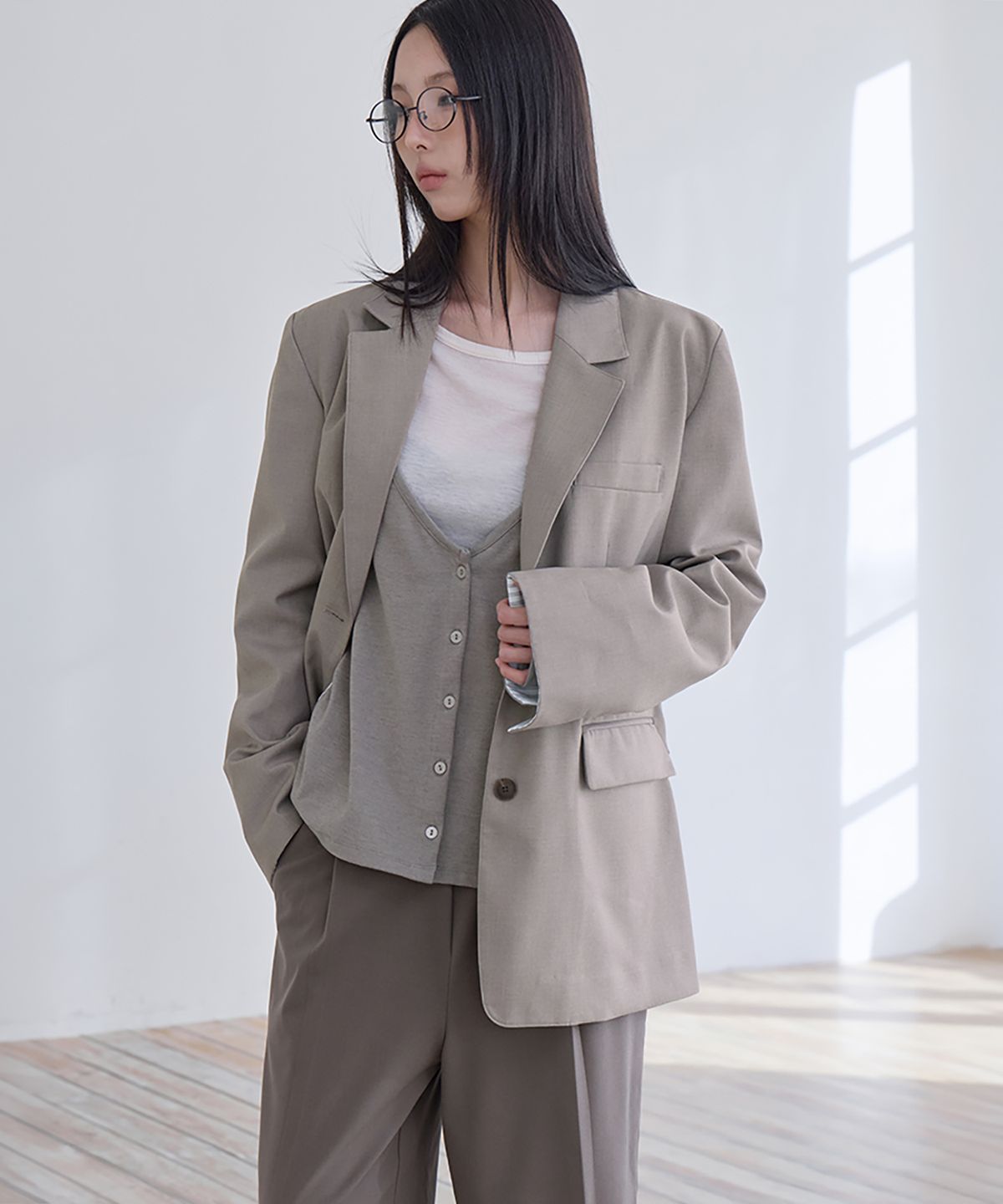 런던다다(LONDONDADA) Deep V-Neck Relaxed Cardigan, OATGREY