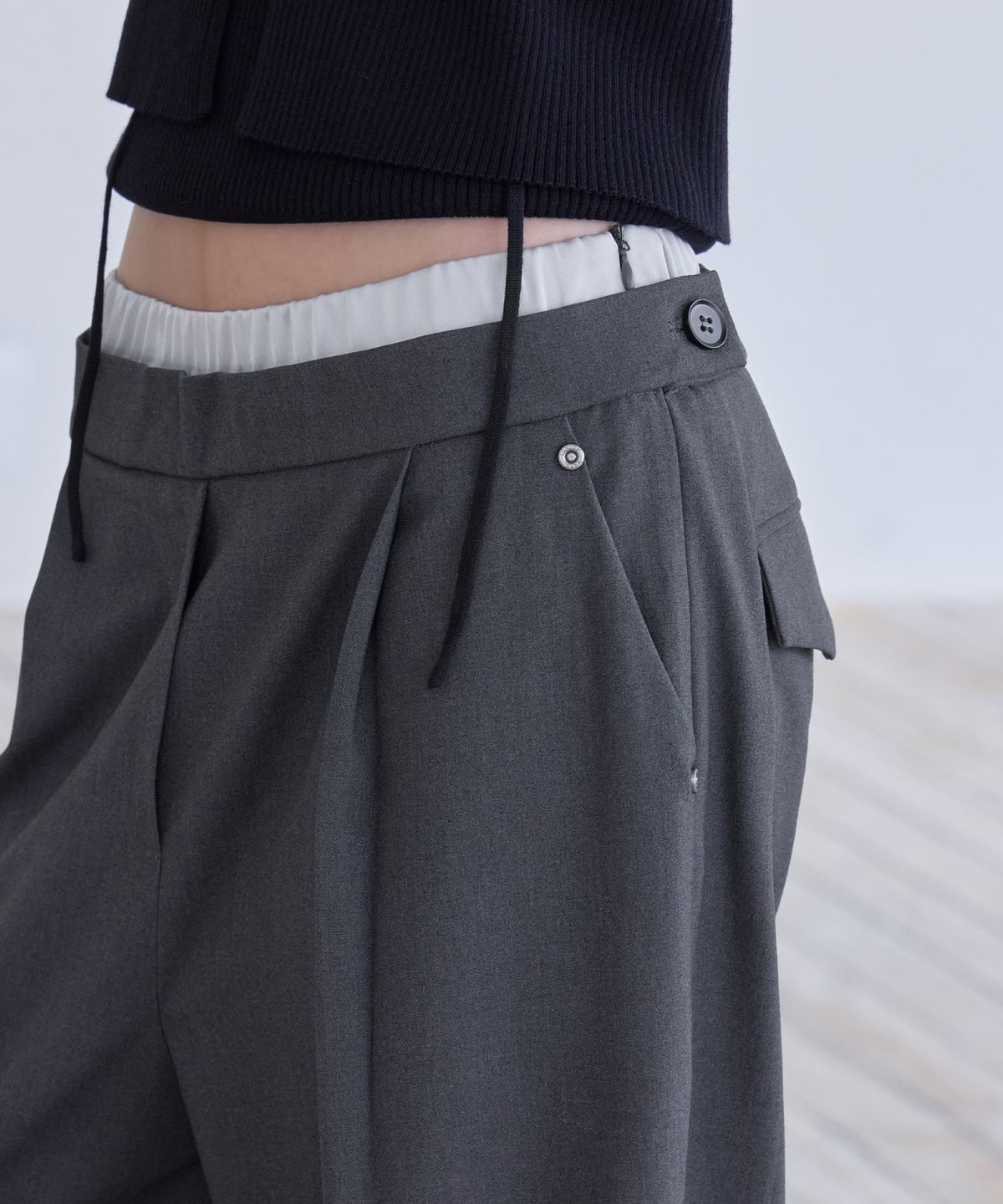 런던다다(LONDONDADA) Sagging Layered Slacks, CHARCOAL