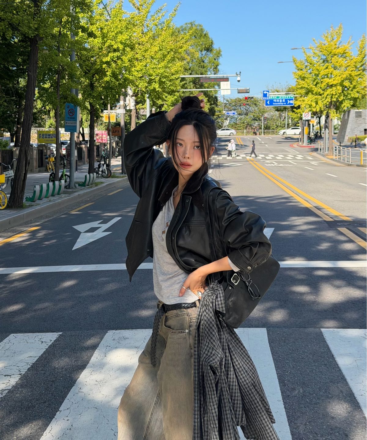 미쏘(MIXXO) 바게트 벨트백_MIABGG917B