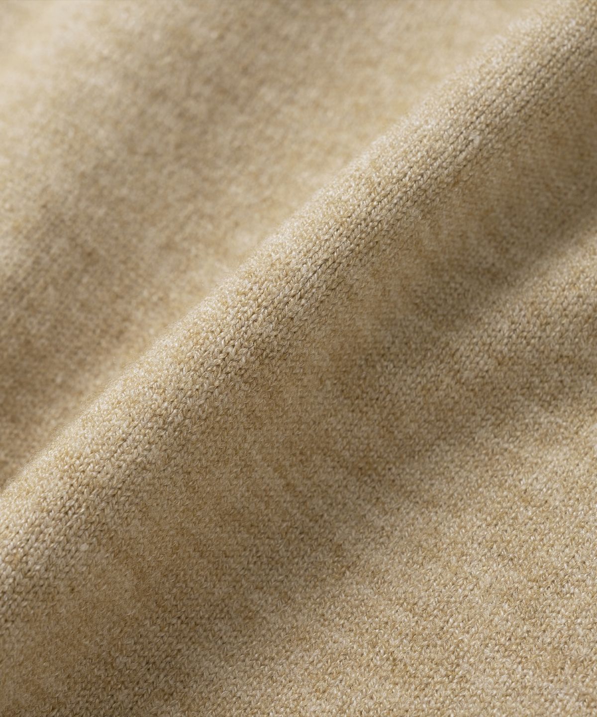 니티드(KNITTED) 베이직 에센셜 크롭 라운드 가디건 BEIGE