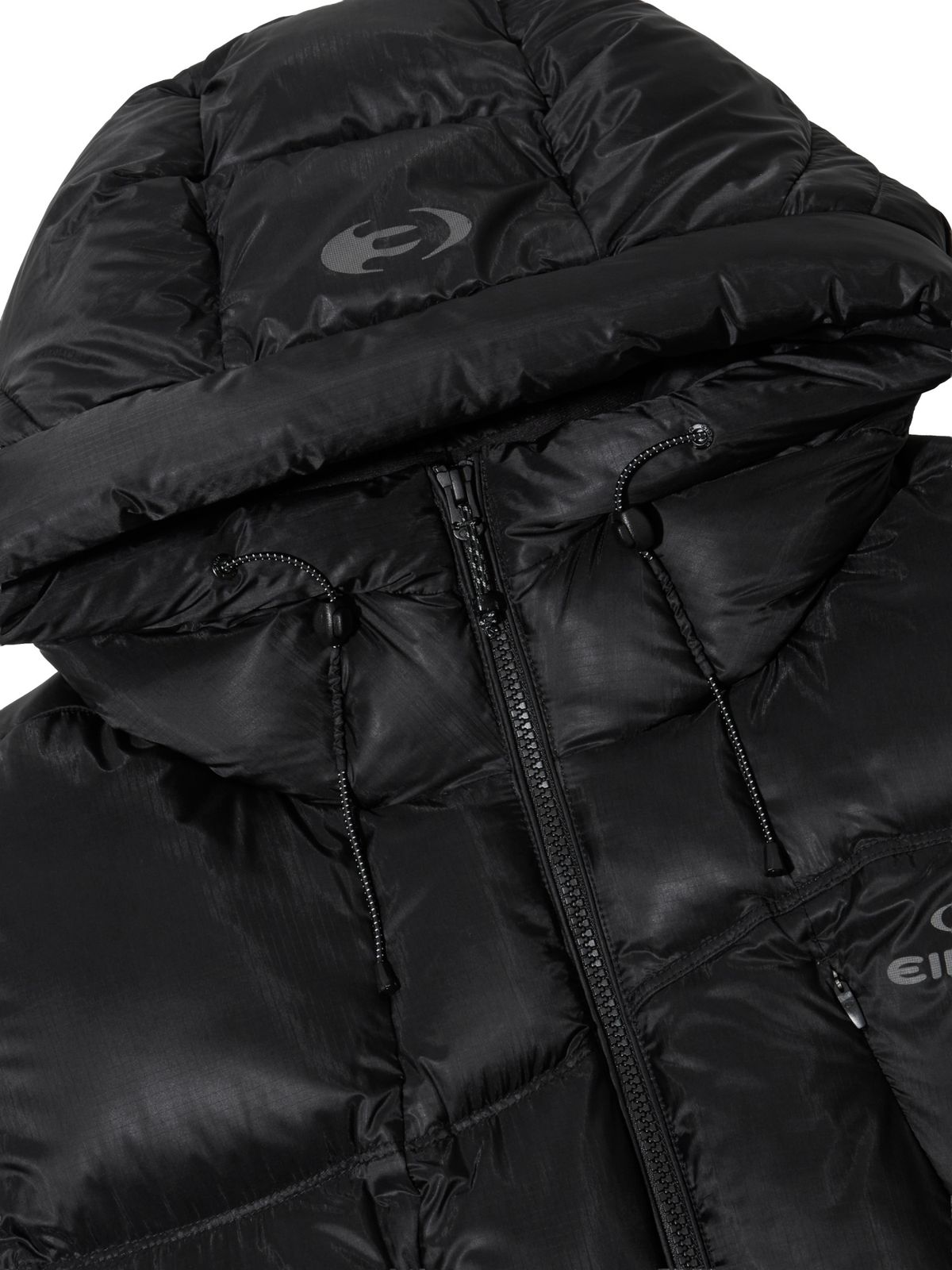 아이더(EIDER) GRATINUM (그래티넘) 남성 후디드 푸퍼 구스 다운 자켓_Black