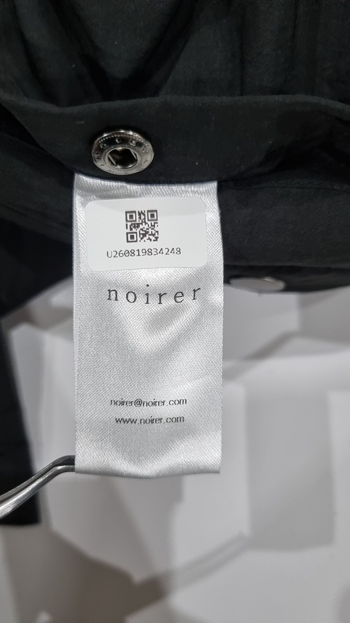 노이어(NOIRER) 크롭 레이어드 푸퍼 자켓 (블랙) 50