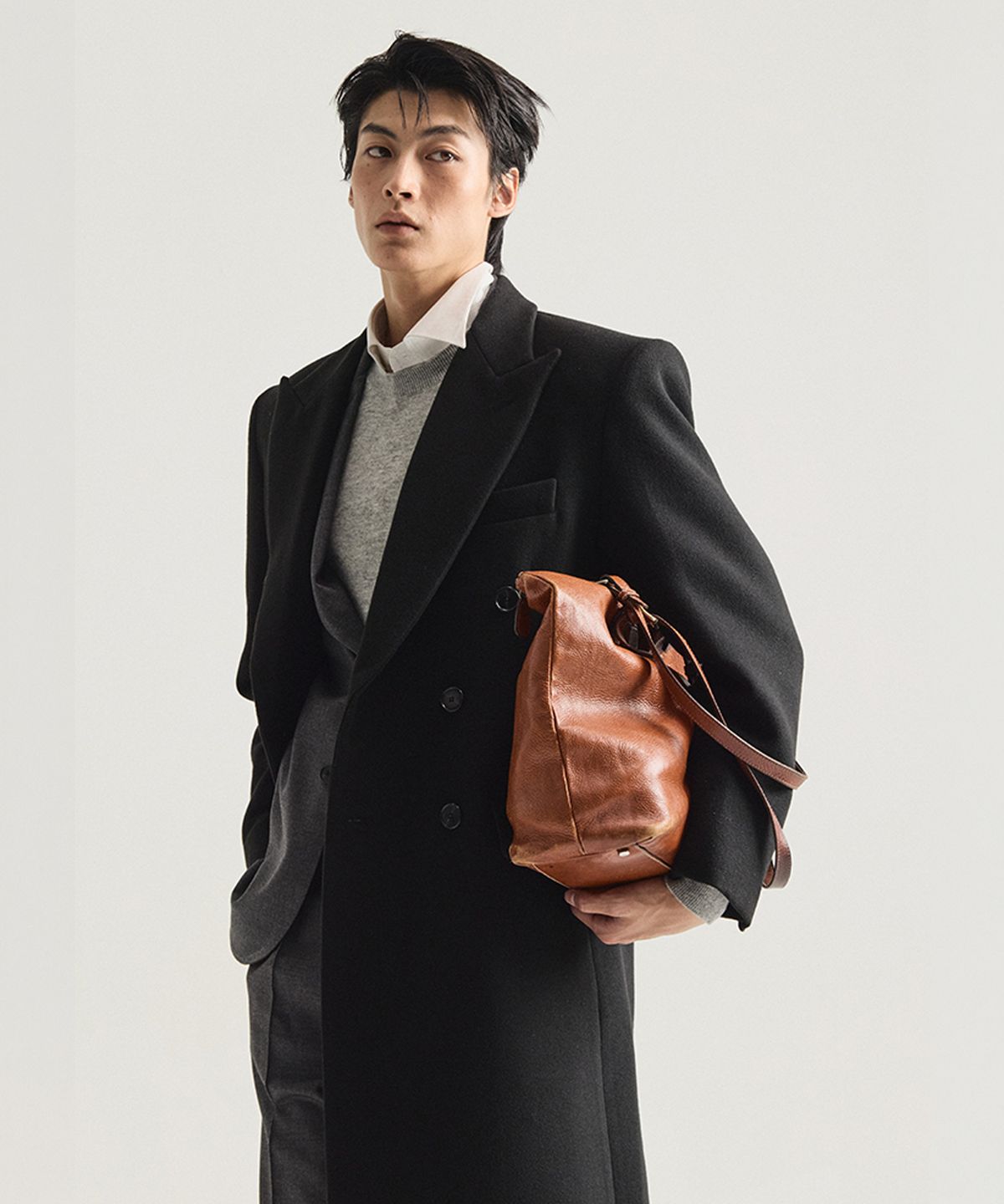 테일러채드(TAILORCHAD) 블랙 더블-브레스티드 울 코트