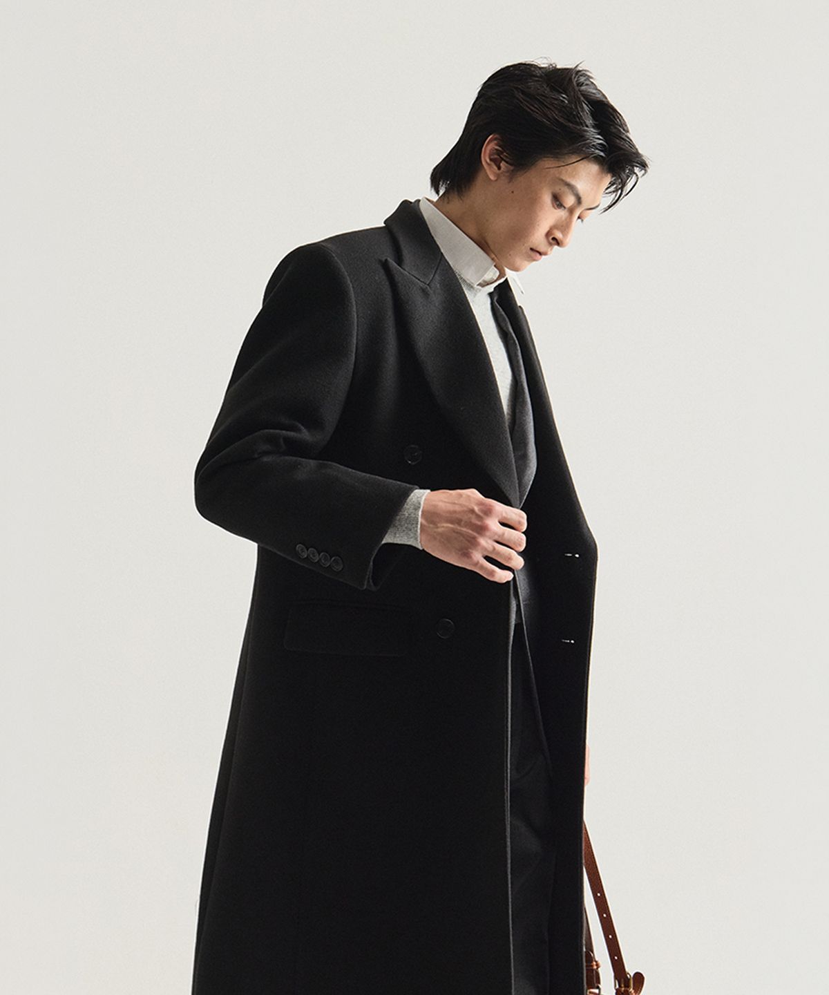 테일러채드(TAILORCHAD) 블랙 더블-브레스티드 울 코트