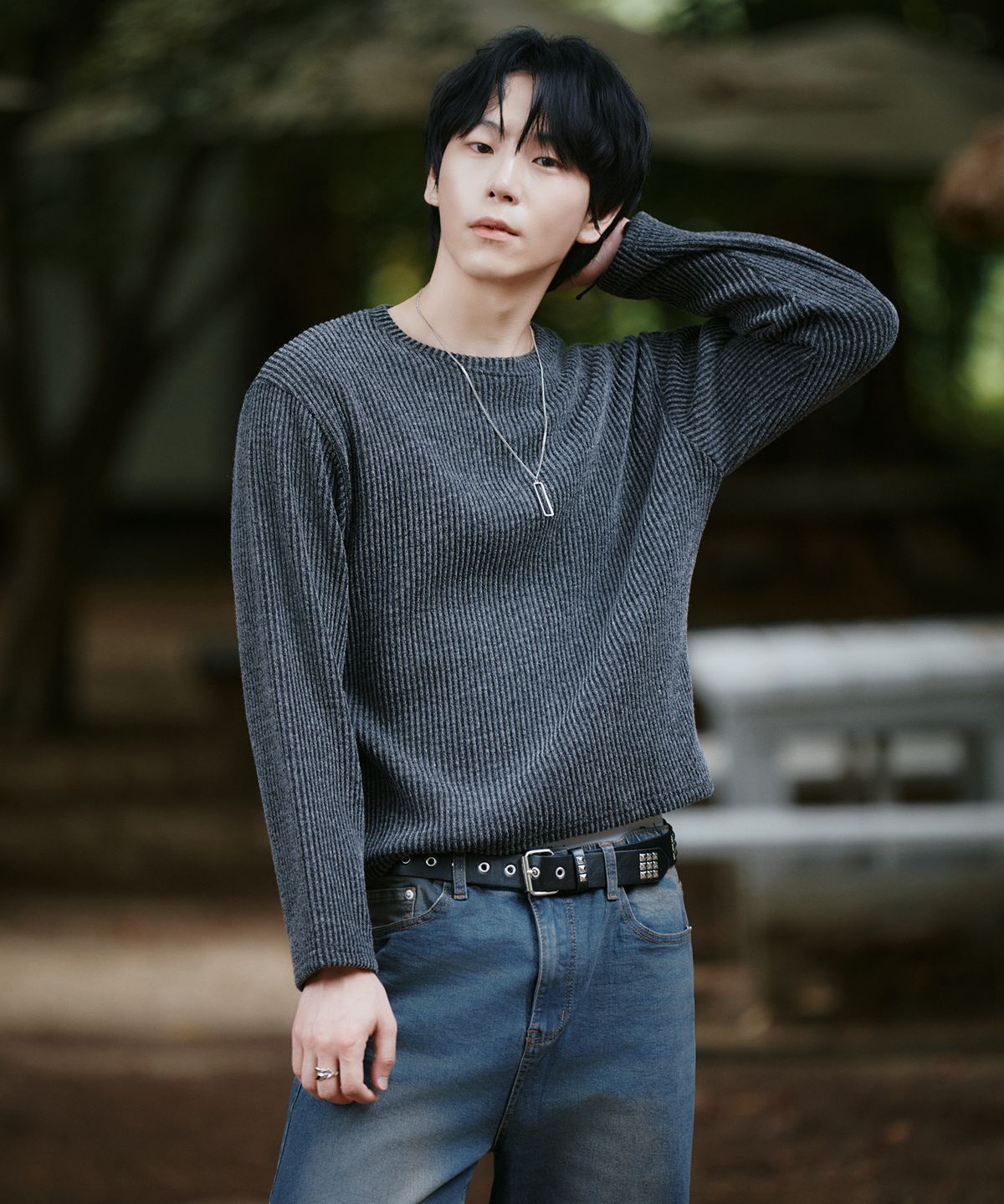 지크립(GCLIP) 리브드 라운드 넥 세미 크롭 니트 롱 슬리브 티셔츠 3Color