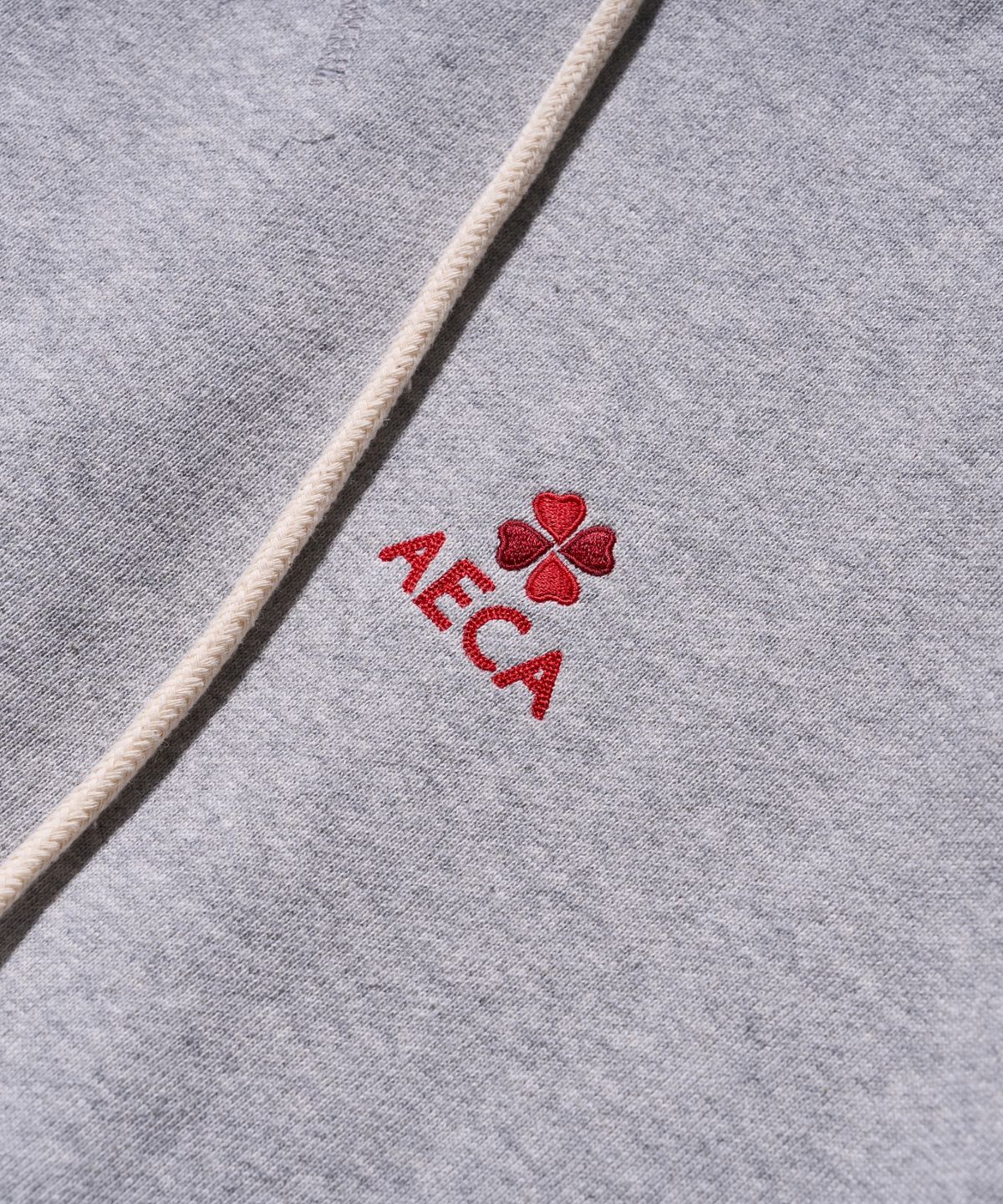 에이카화이트(AECA) EVERYDAY AECA CLOVER HOODIE (6color)