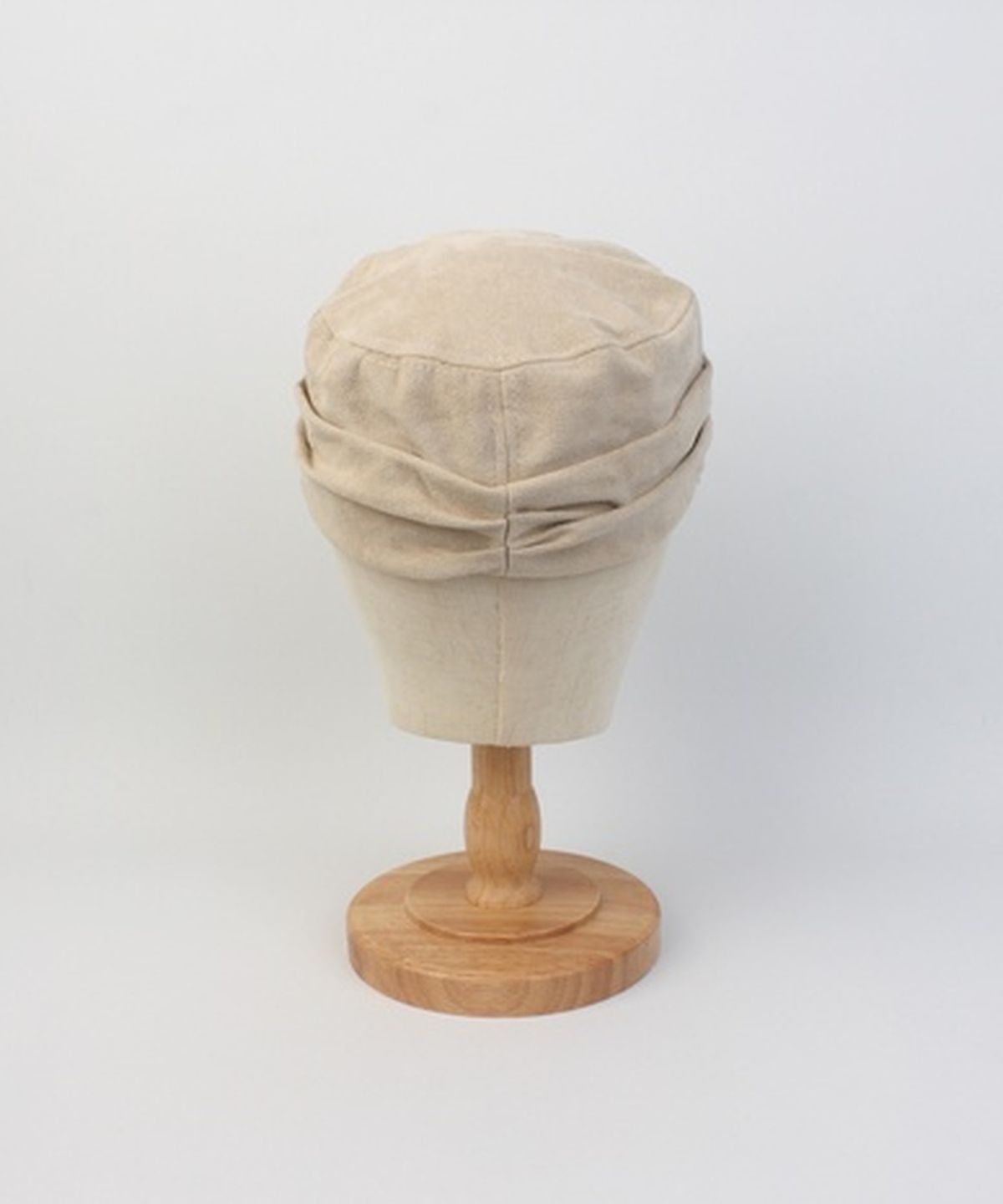 유니버셜 케미스트리(UNIVERSAL CHEMISTRY) Suade Wrinkle Ivory Marine Cap 주름모자