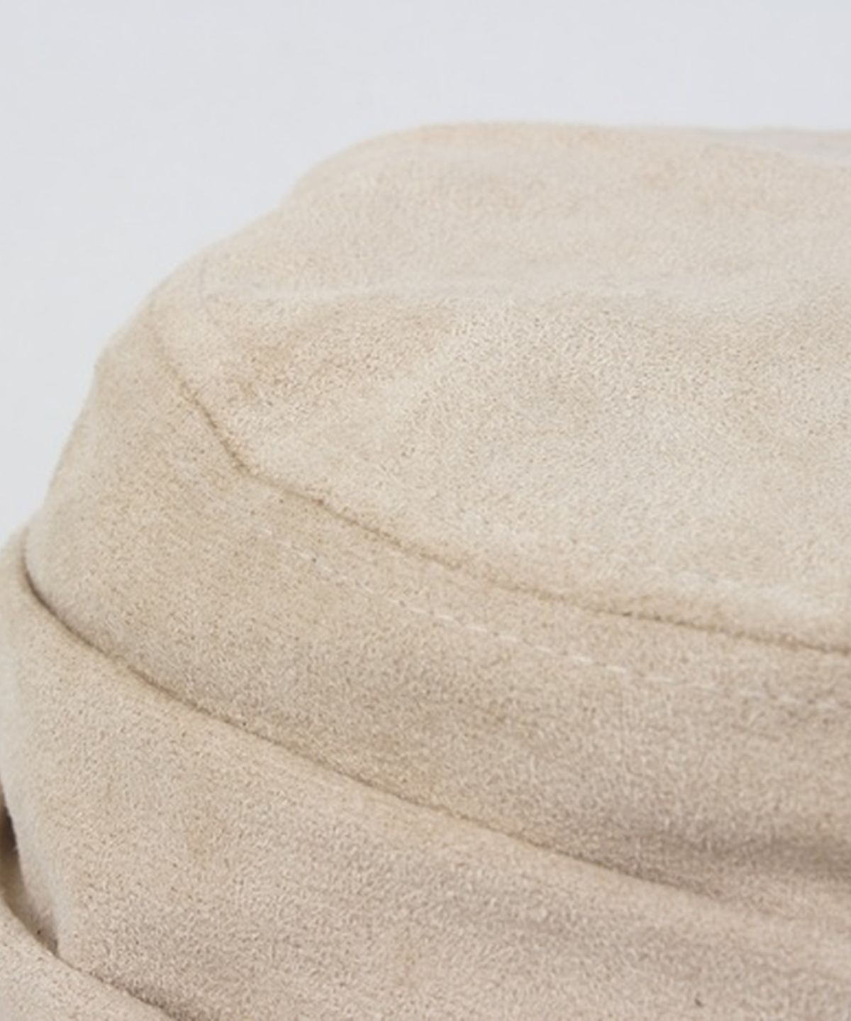 유니버셜 케미스트리(UNIVERSAL CHEMISTRY) Suade Wrinkle Ivory Marine Cap 주름모자