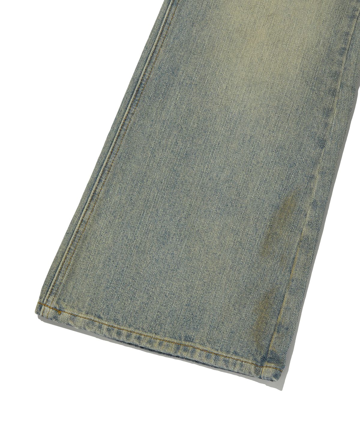 스웨이드(SUADE) CURVED FLARE DENIM [VINTAGE BLUE]