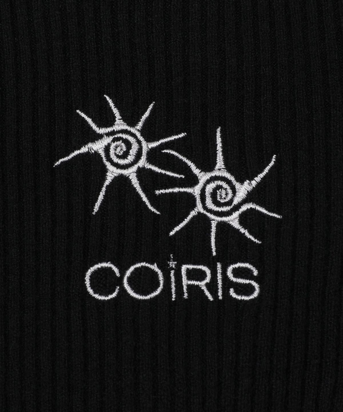 코이리스(COIRIS) 로지 버튼 슬림 니트 (2컬러)