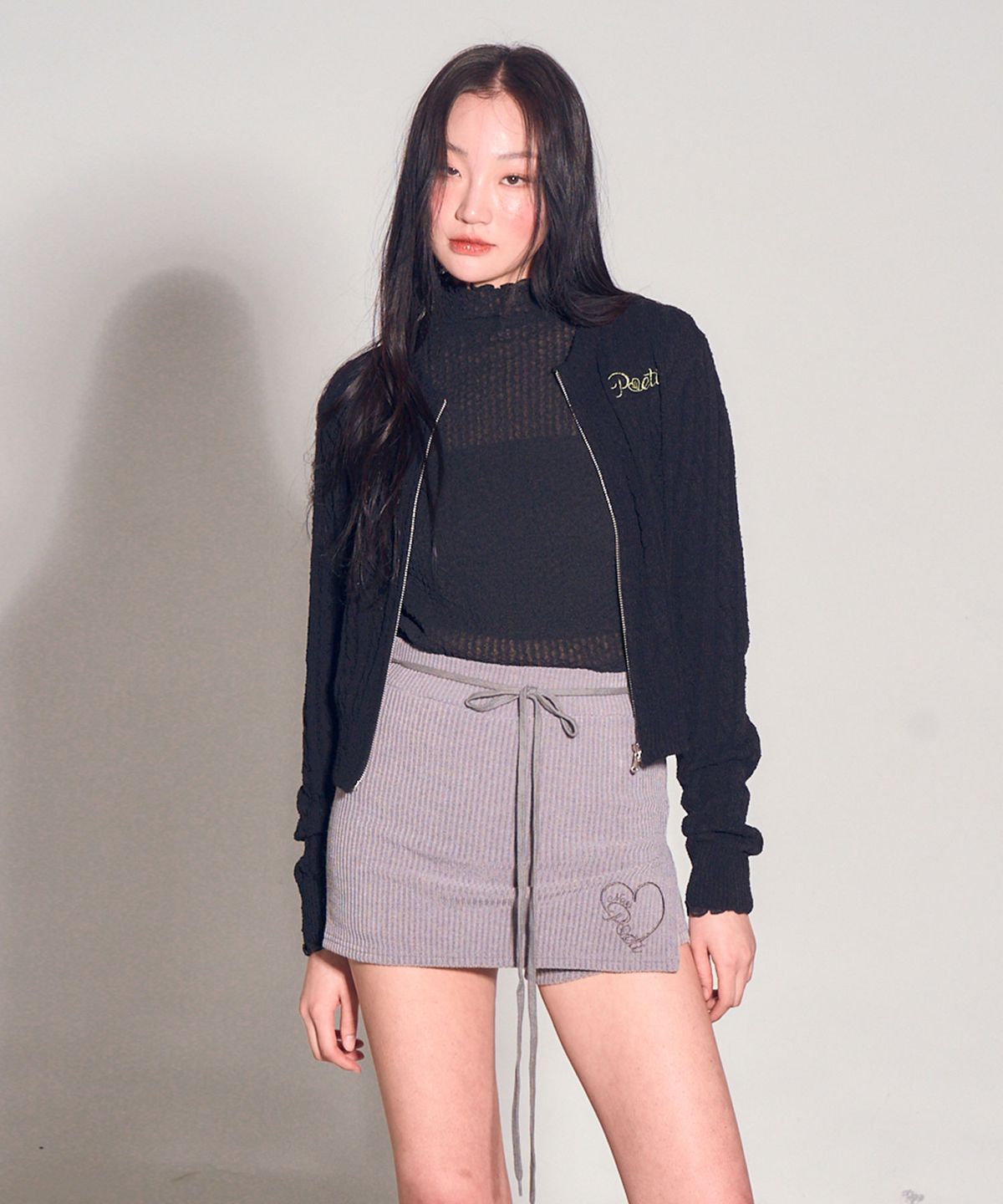 노브포에티(NOVE POETI) PETAL T-SHIRTS 페탈 티셔츠