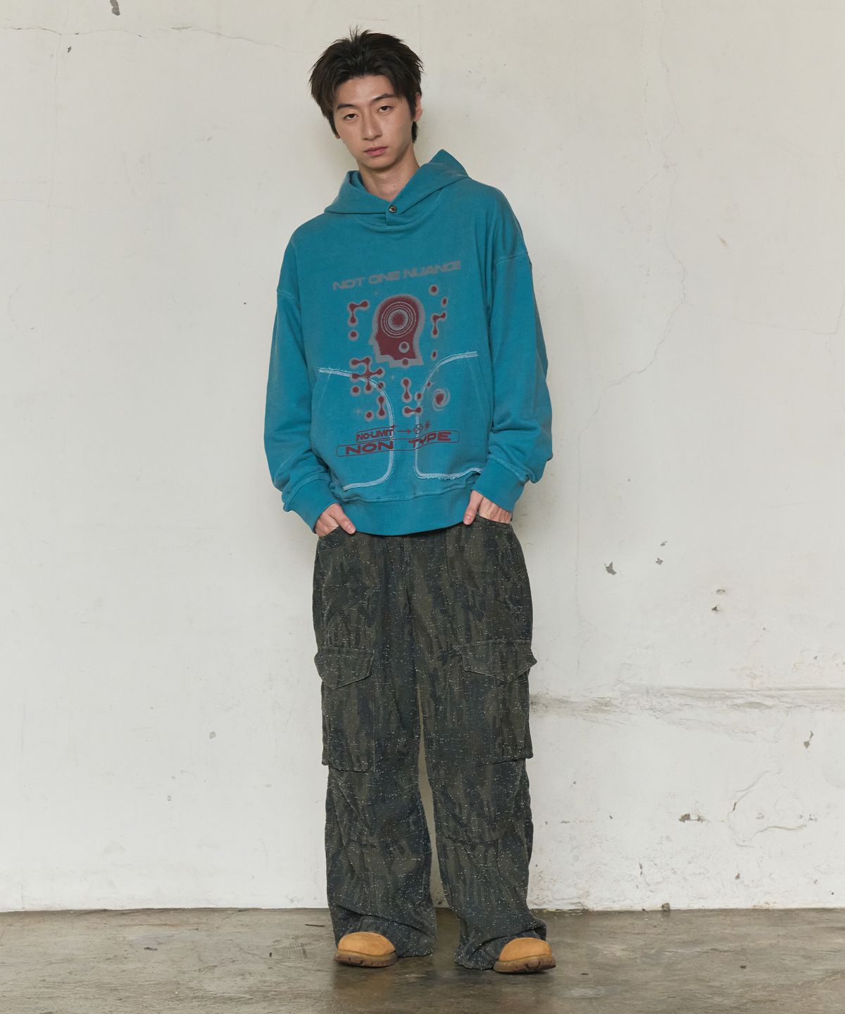 논타입(NONTYPE) MENTAL NOISE GRAPHIC HOODIE (MINT)