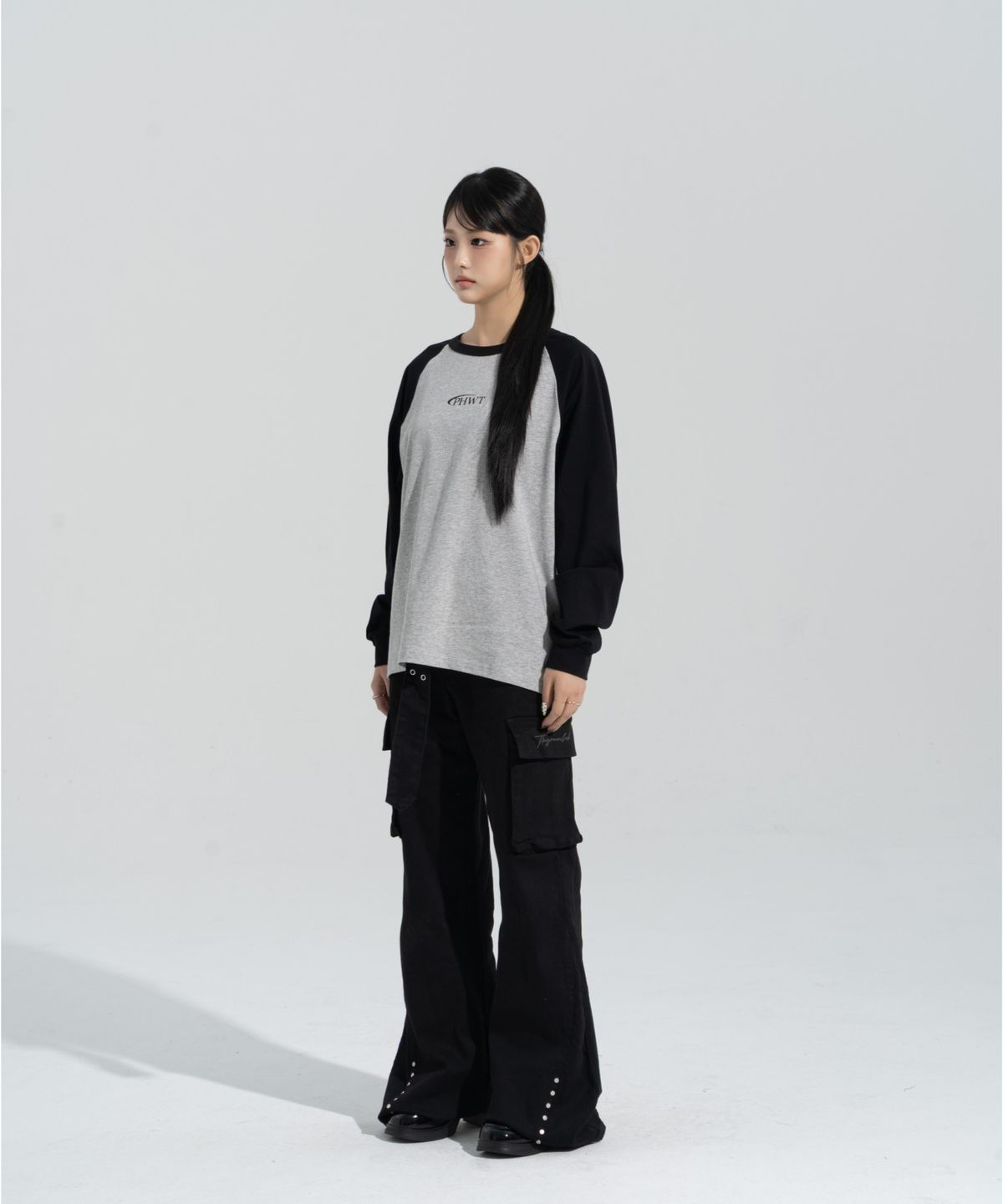 페이즈화이트(PHASEWHITE) SLASH LOGO RAGLAN RIB LONGSLEEVES _MELANGE / 8802026-LT01