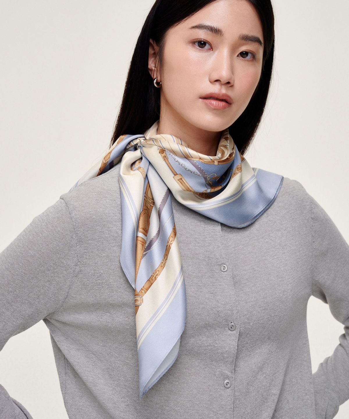 생럭슈(SAINTLUXURE) 아르델 블루