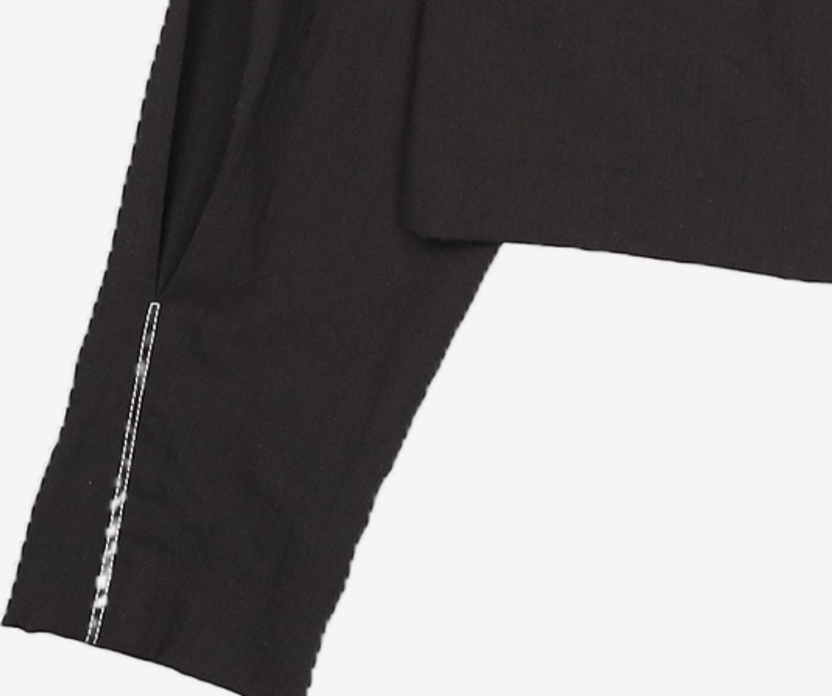 미쏘(MIXXO) 스티치 스퀘어넥 블라우스_MIWBLD901B M
