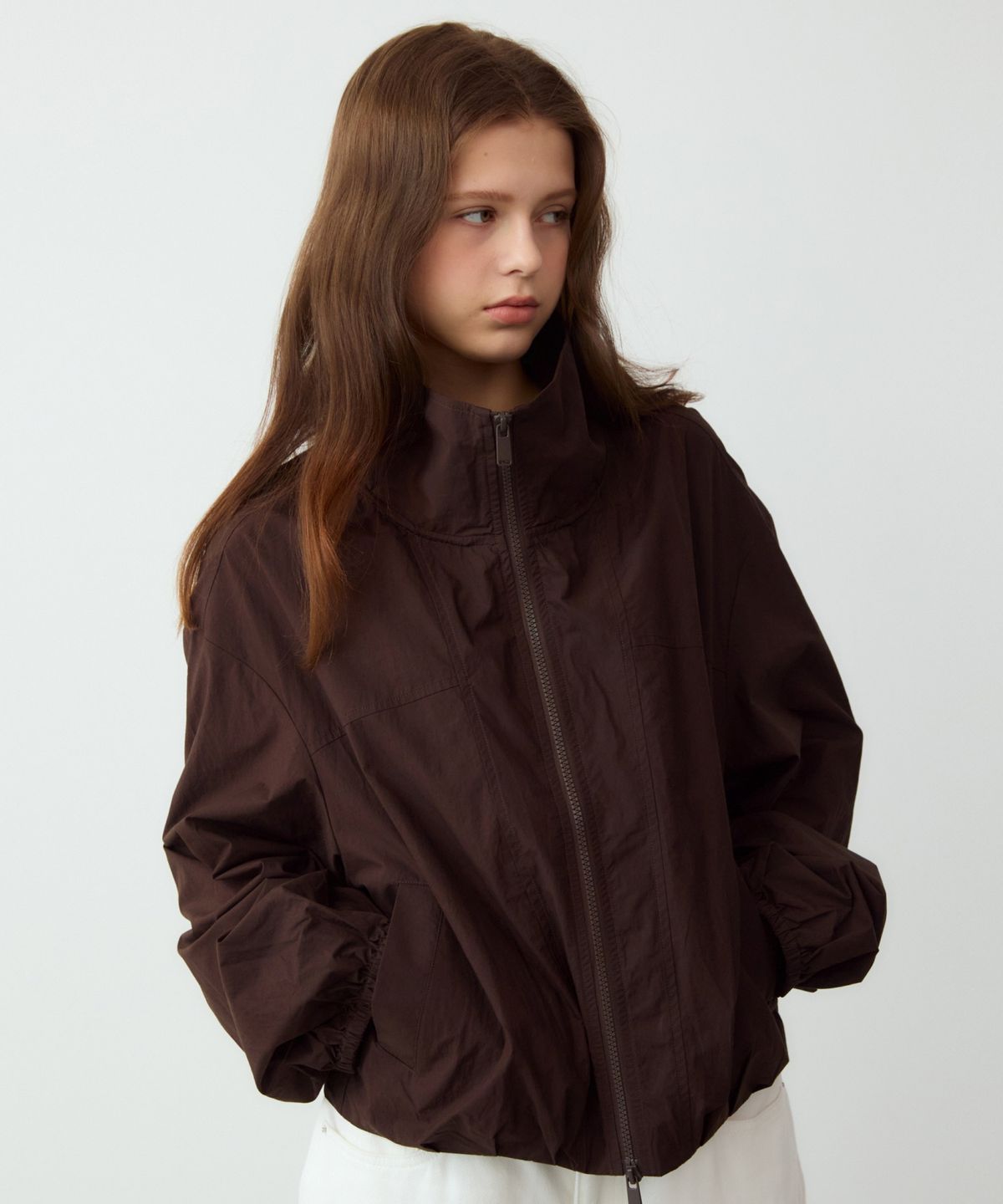 어다울(ADAUL) Label point pintuck blouson - brown