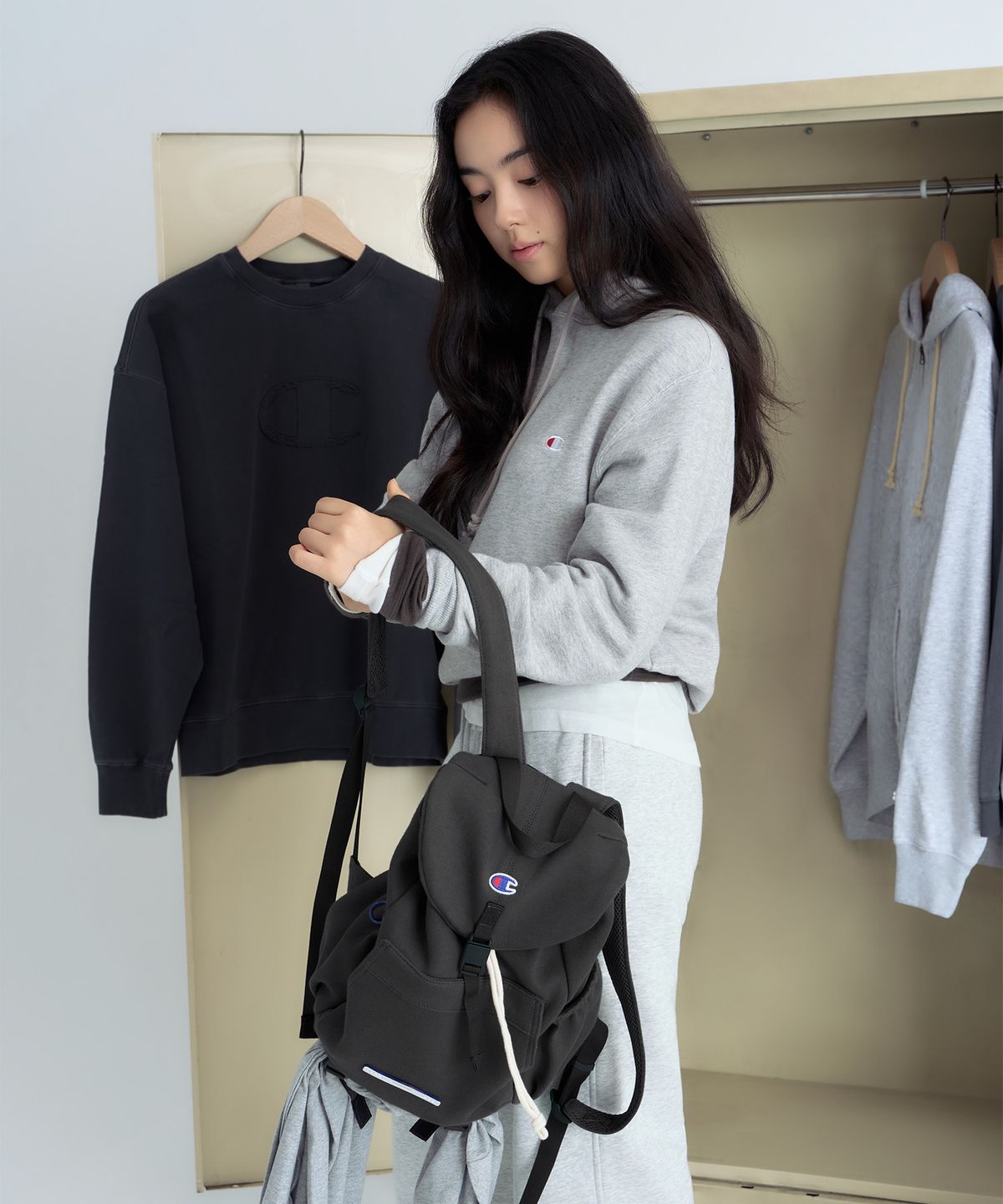 챔피온(CHAMPION) 챔피온 X 로우로우 스트링 럭색 미니 백팩 Grey