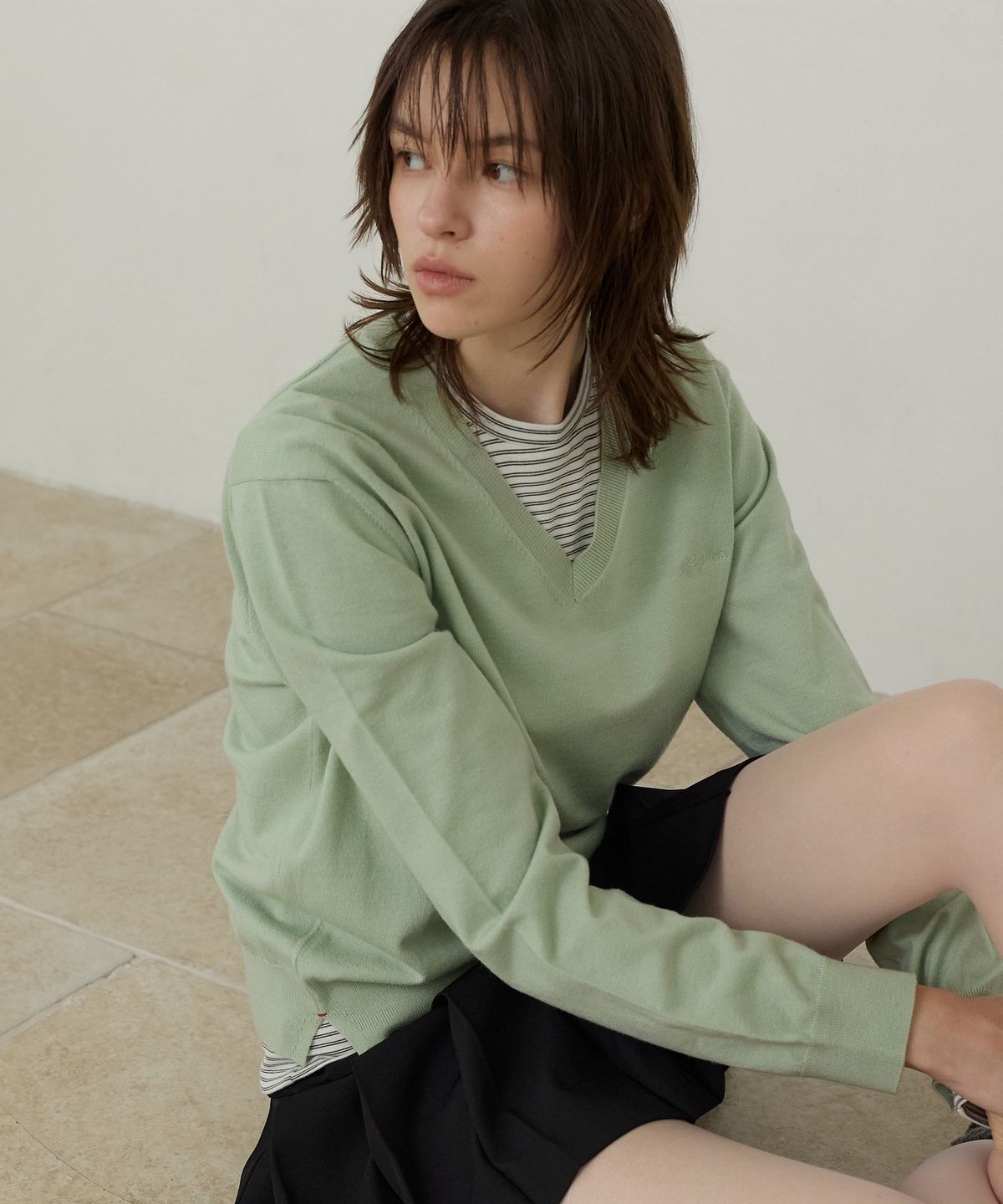 시티브리즈(CITYBREEZE) 워셔블 브이넥 니트_4COLORS