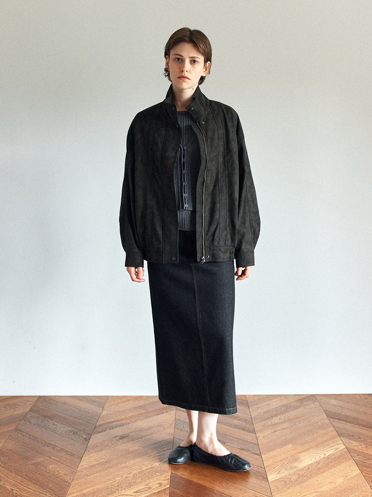 헌치(HUNCH) Artificial Suede Leather Jumper