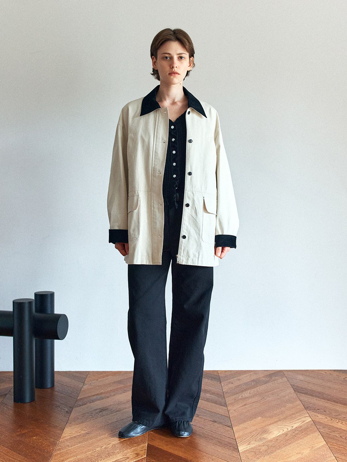 헌치(HUNCH) Contrast Collar Half Coat