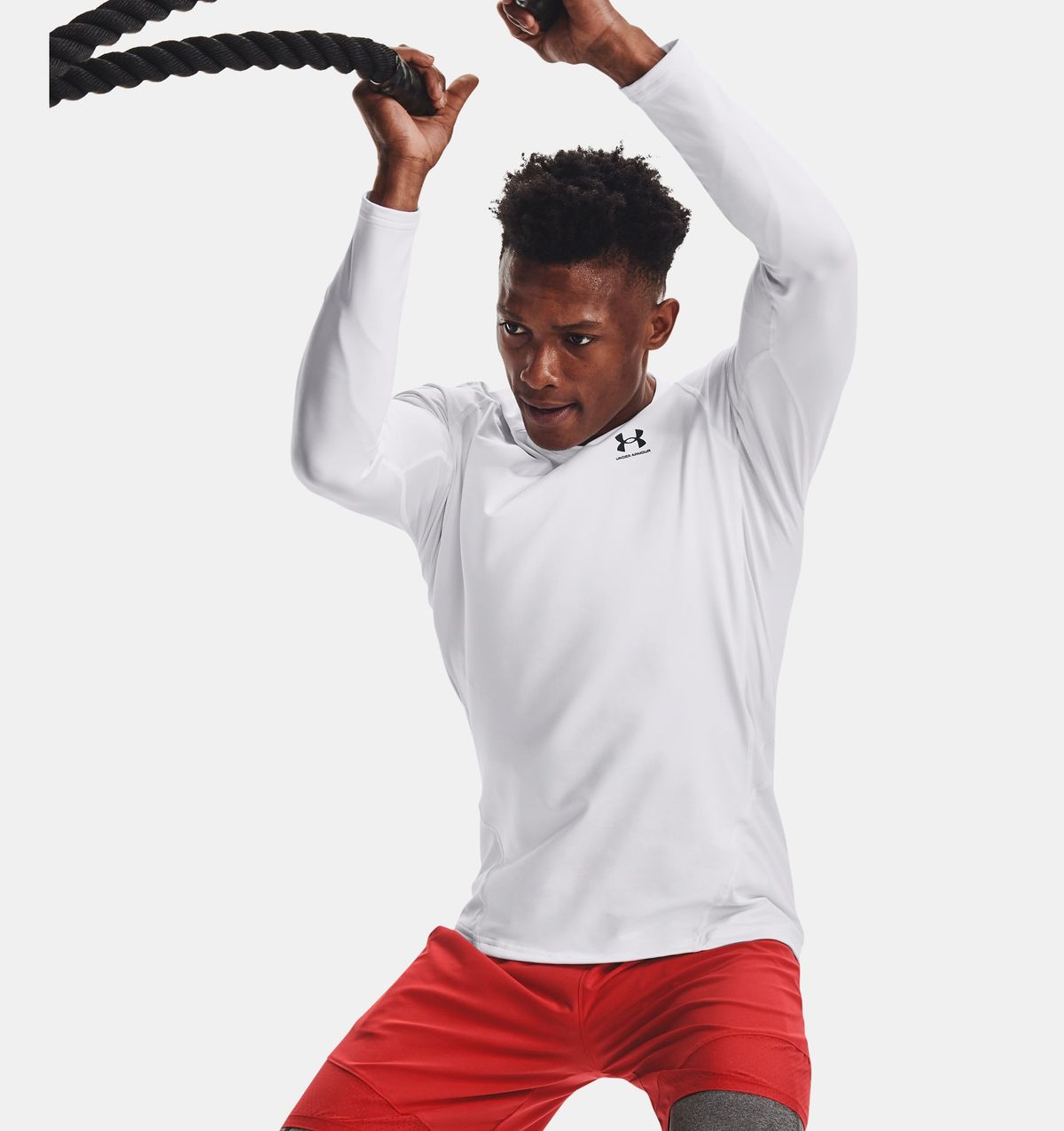 언더아머(UNDERARMOUR) 남성 콜드기어 피티드 크루1366068-100