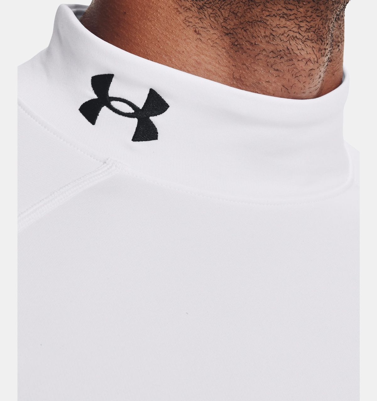 언더아머(UNDERARMOUR) 남성 ColdGear 피티드 모크1366066-100