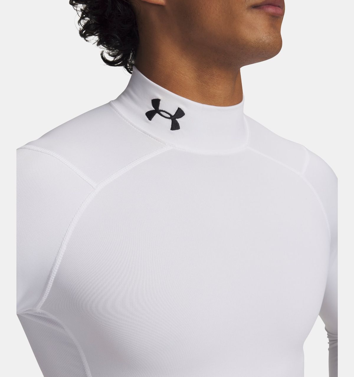 언더아머(UNDERARMOUR) 남성 ColdGear 아머 컴프레션 모크 1366072-100