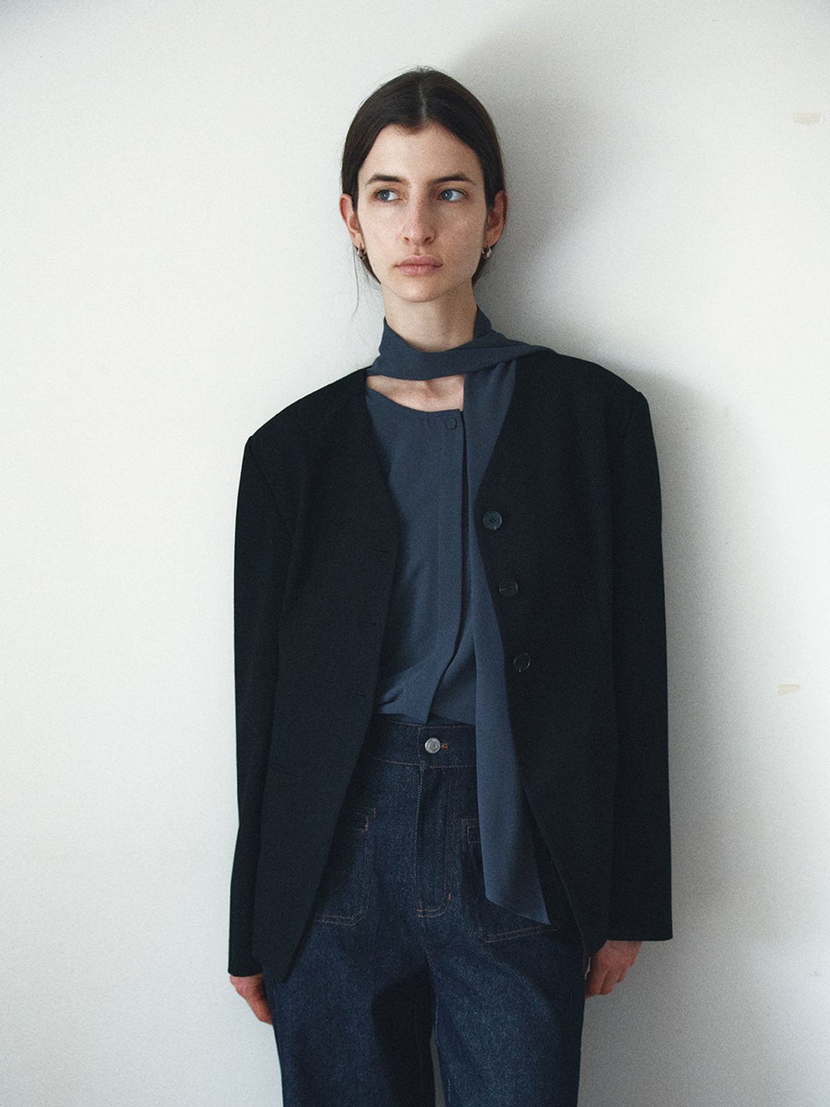 헌치(HUNCH) Tie Chiffon Blouse (2color)