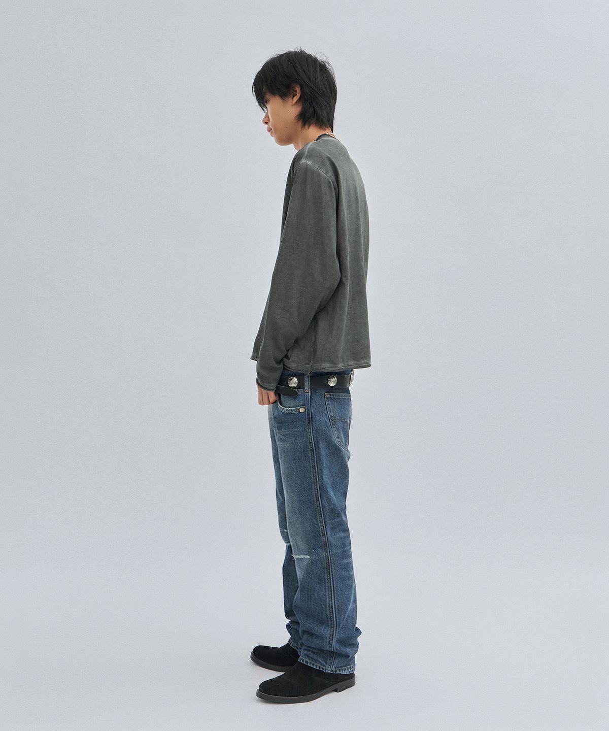 스웨이드(SUADE) WASHED HENLEY NECK [CHARCOAL GRAY]