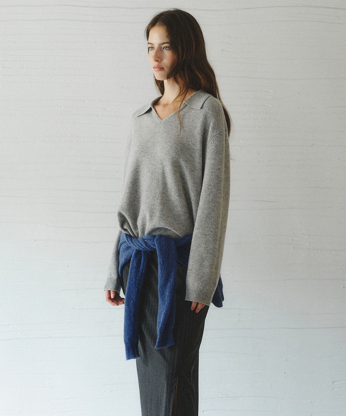 르니나(LENINA) SERIN v-neck collar wool knit_GRAY