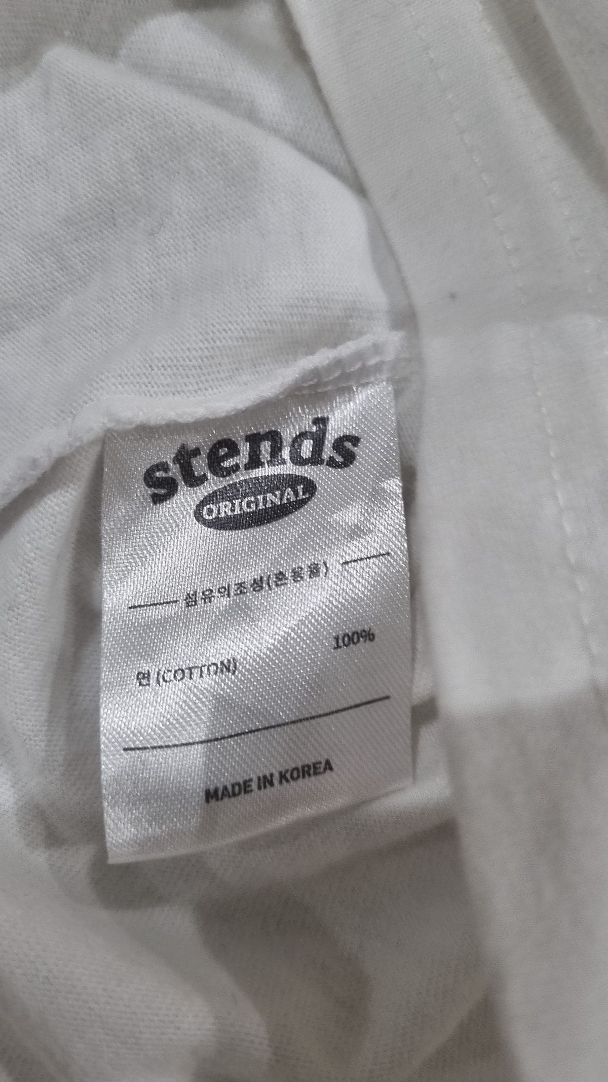 스탠즈(STENDS) 반소매 티셔츠 FREE