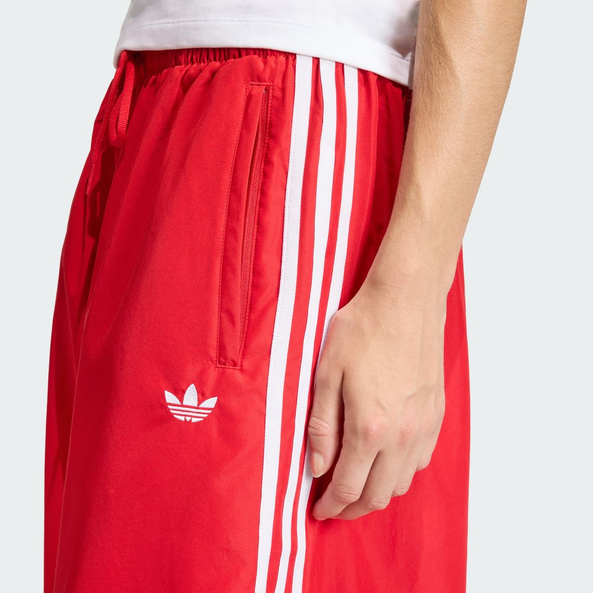 아디다스(ADIDAS) 파이어버드 아딜레늄 트랙 팬츠 KD6299