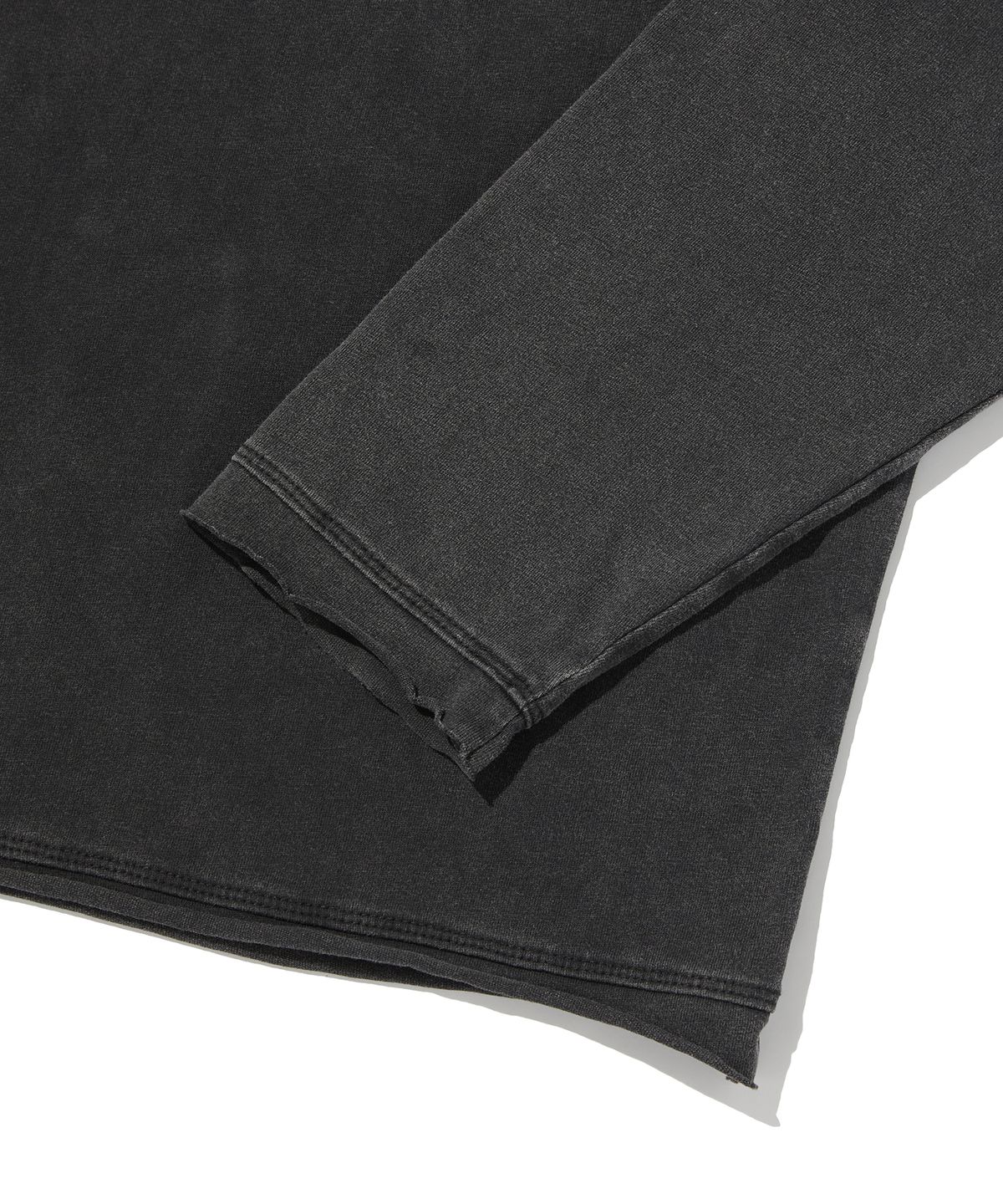 스웨이드(SUADE) WASHED HENLEY NECK [WASHING BLACK]