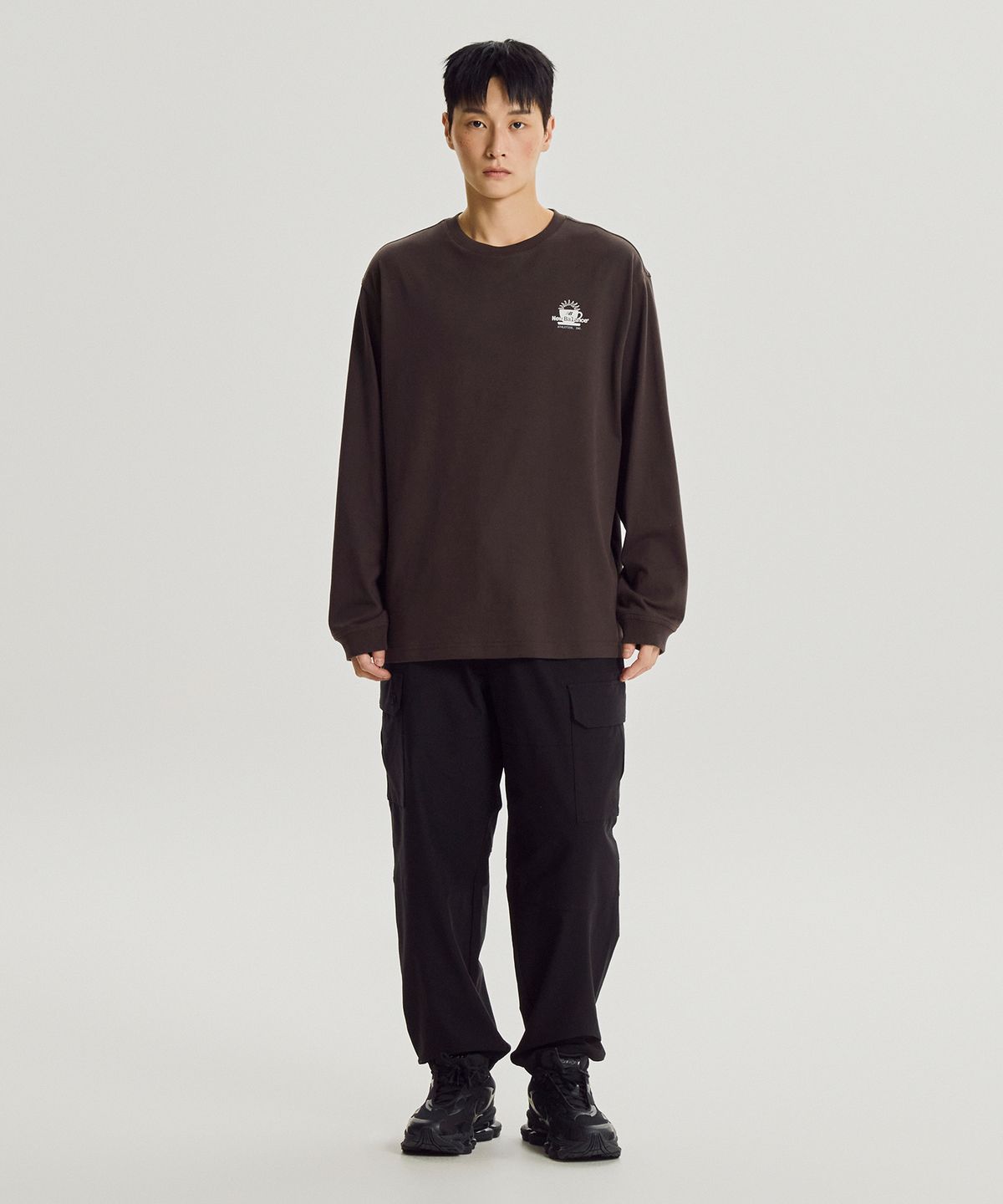 뉴발란스(NEW BALANCE) NBNTG31823 / UNI 에센셜 스트레치 카고 조거팬츠 (BLACK)