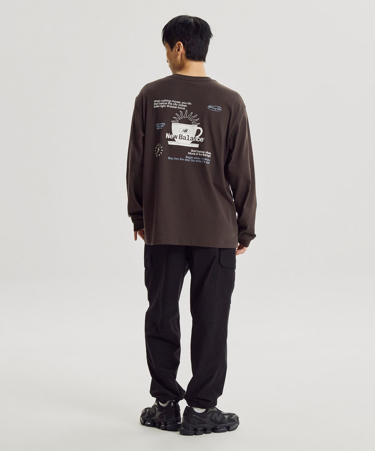 뉴발란스(NEW BALANCE) NBNTG31823 / UNI 에센셜 스트레치 카고 조거팬츠 (BLACK)