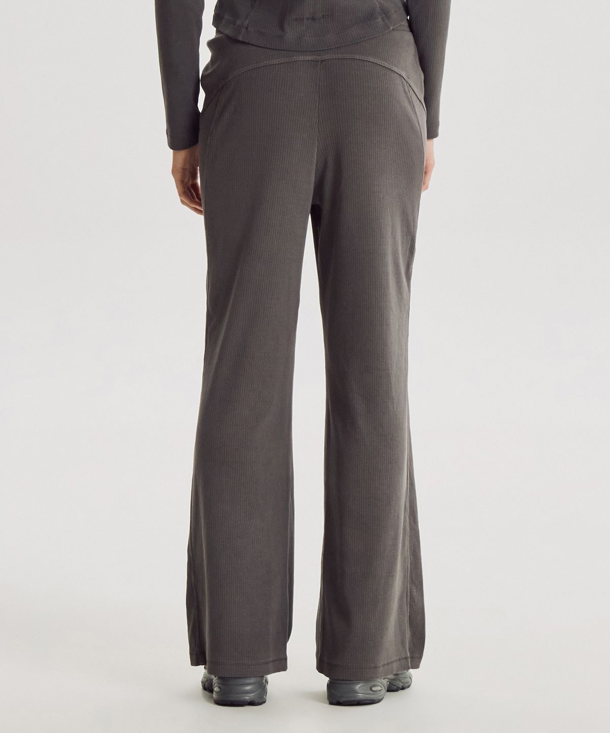 뉴발란스(NEW BALANCE) NBMLG4W942 / WOMEN 소프트프레쉬골지 와이드팬츠 (D/CHARCOAL)