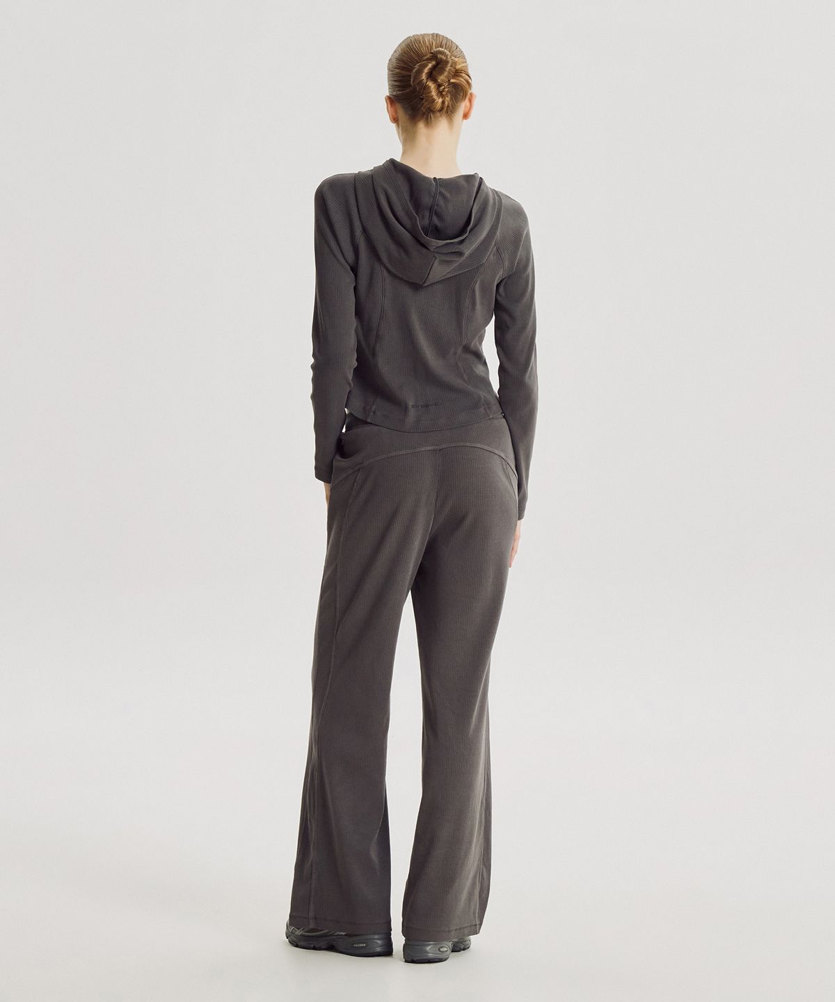 뉴발란스(NEW BALANCE) NBMLG4W942 / WOMEN 소프트프레쉬골지 와이드팬츠 (D/CHARCOAL)