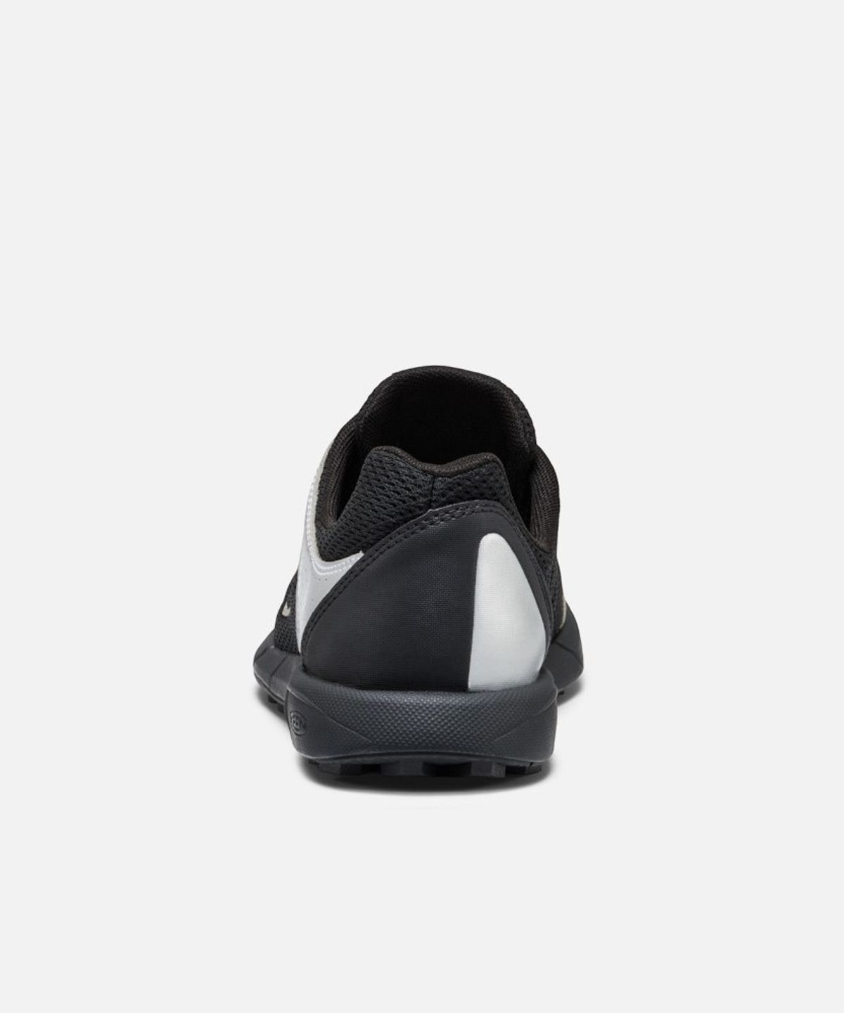 킨(KEEN) A86 여성 런닝화 BLACK/SILVER