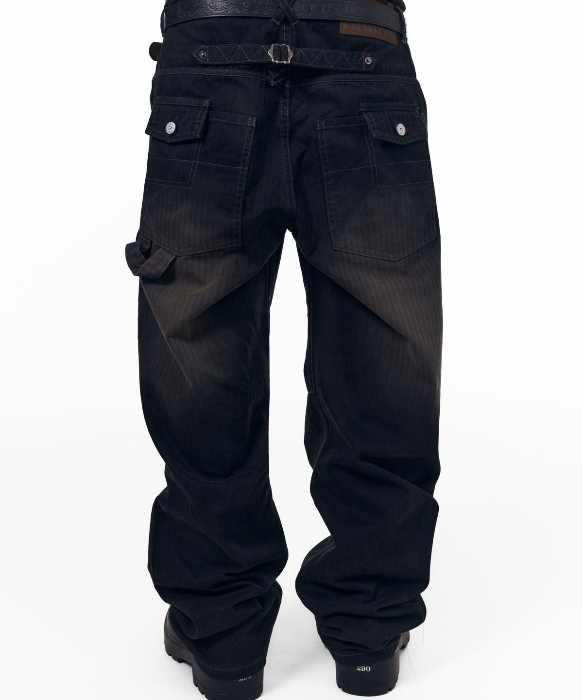 아캄(AAKAM) Western Carved Leather Belt (Black)