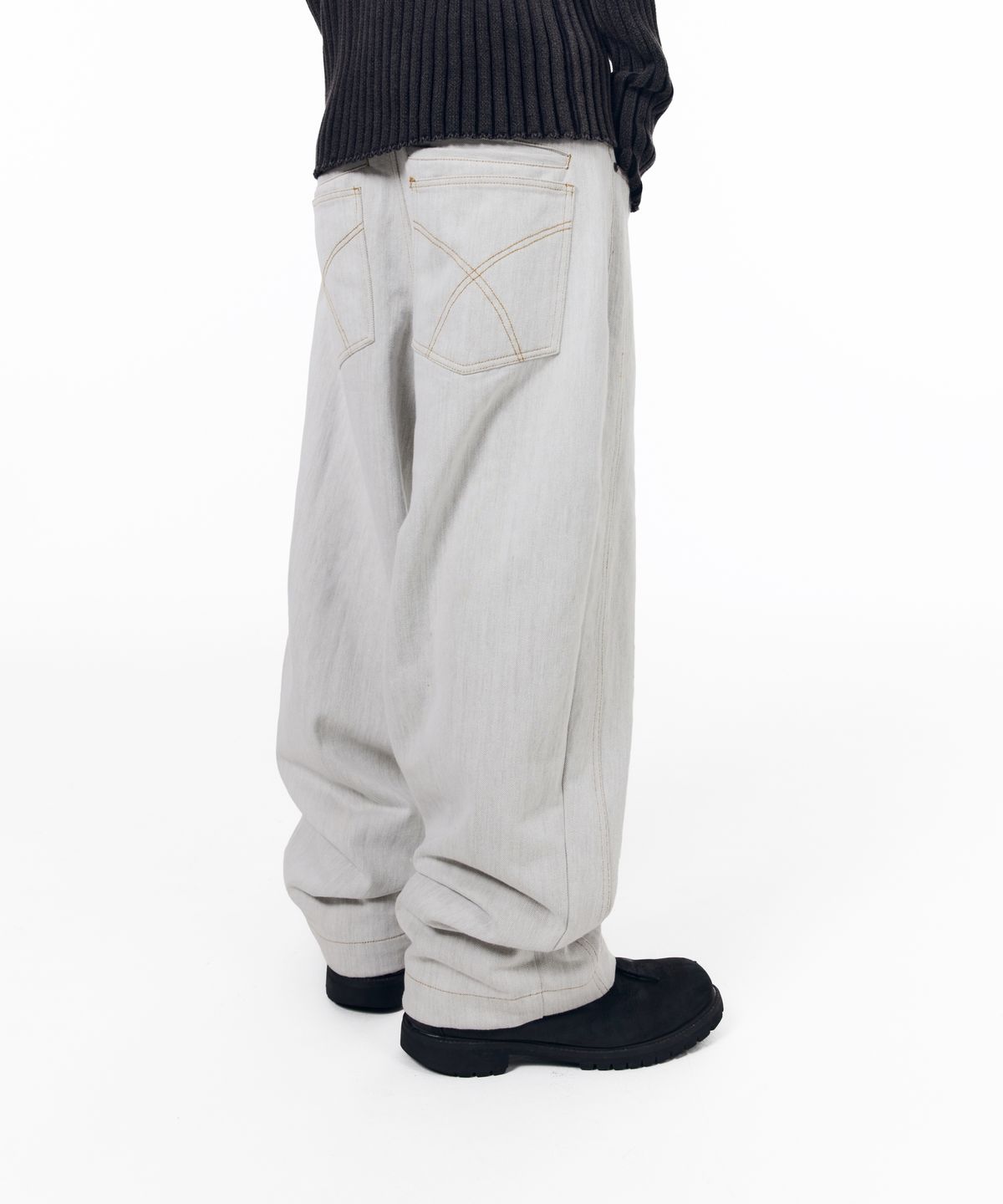 아캄(AAKAM) KPT Semi Wide Denim Pants (White)