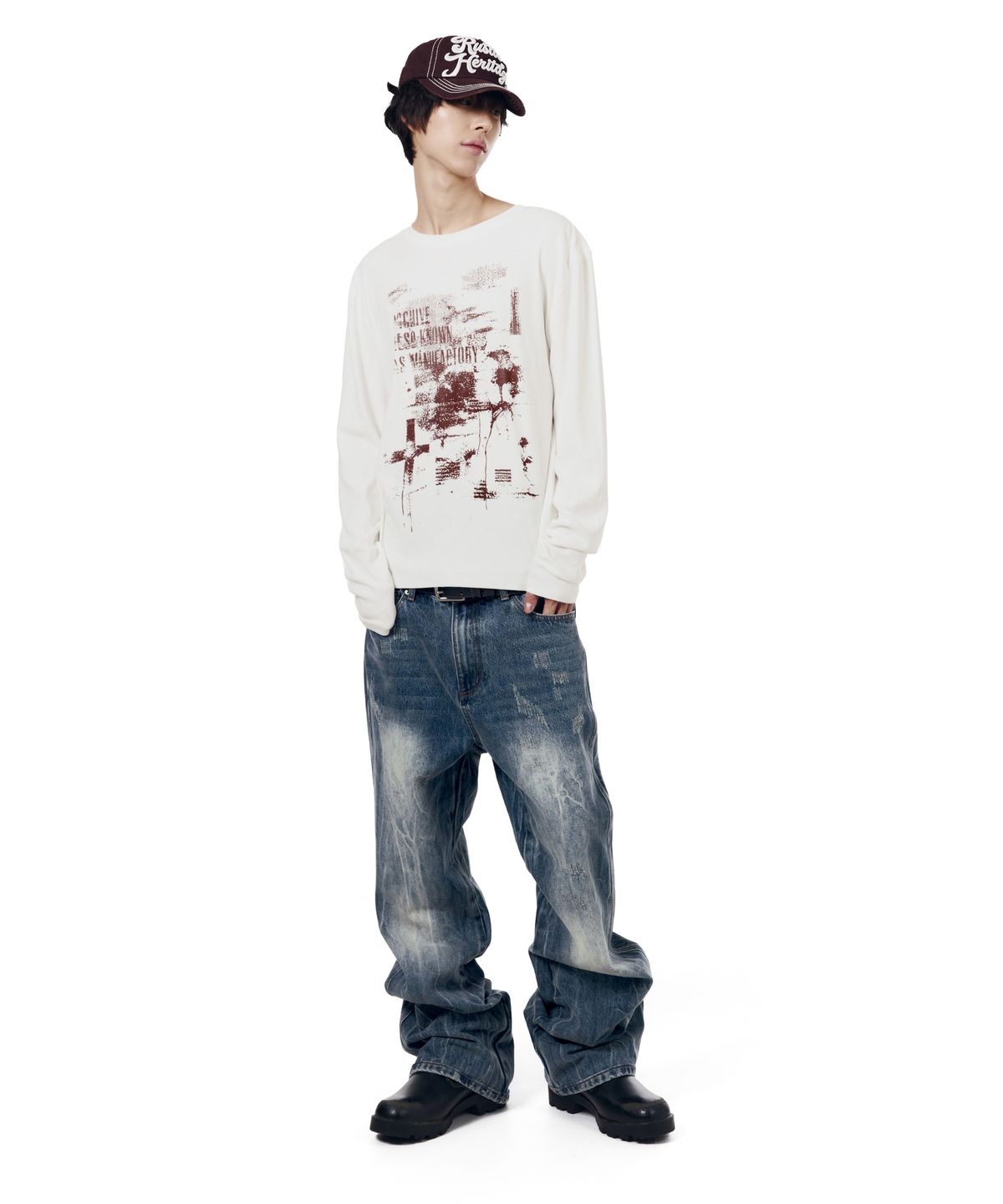 아캄(AAKAM) Destroyed Streak Flare Denim Pants (Blue)