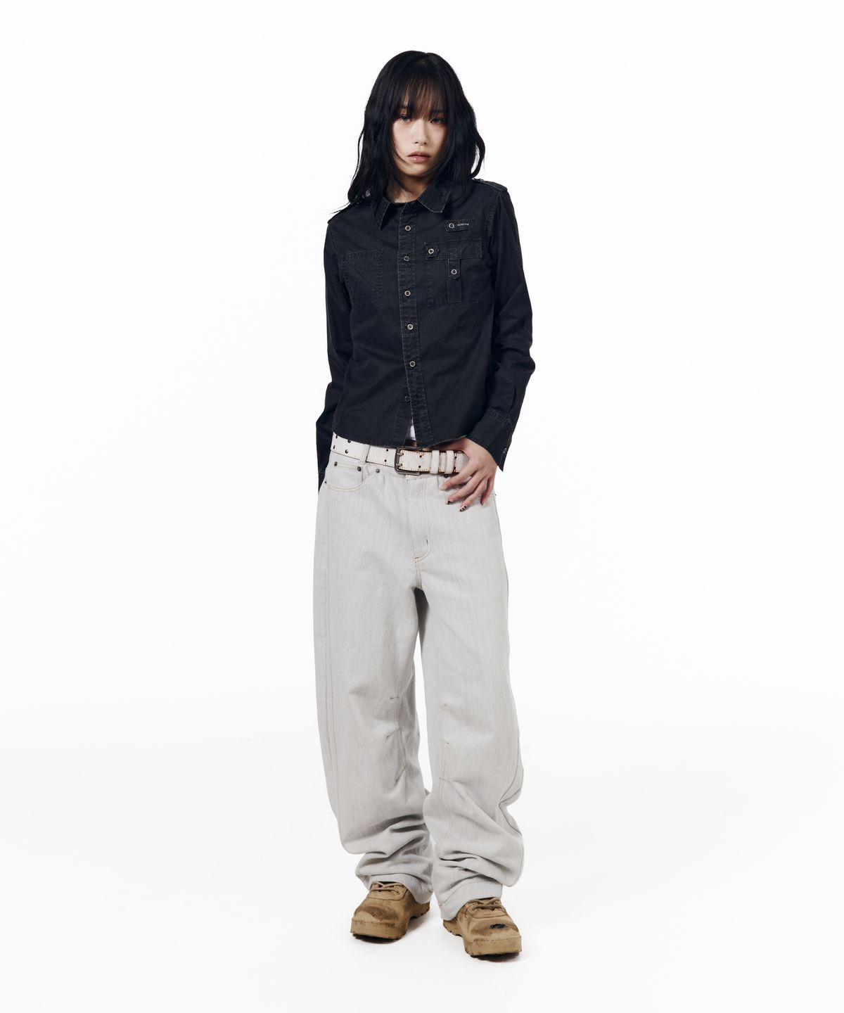 아캄(AAKAM) Vintaged Washed Pocket Long Shirts (Black)