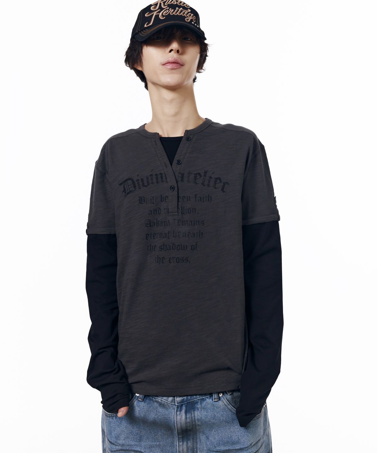 아캄(AAKAM) Henry Neck Layered Long Sleeve (Charcoal)