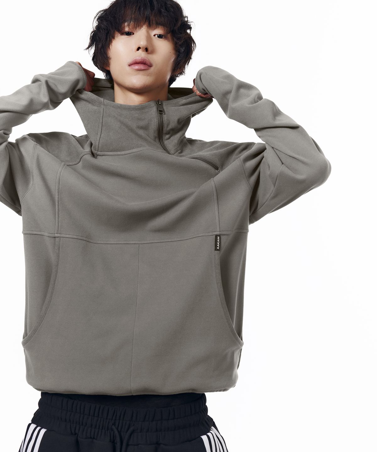 아캄(AAKAM) Fleece Utility Hooded Long Sleeve (Gray)