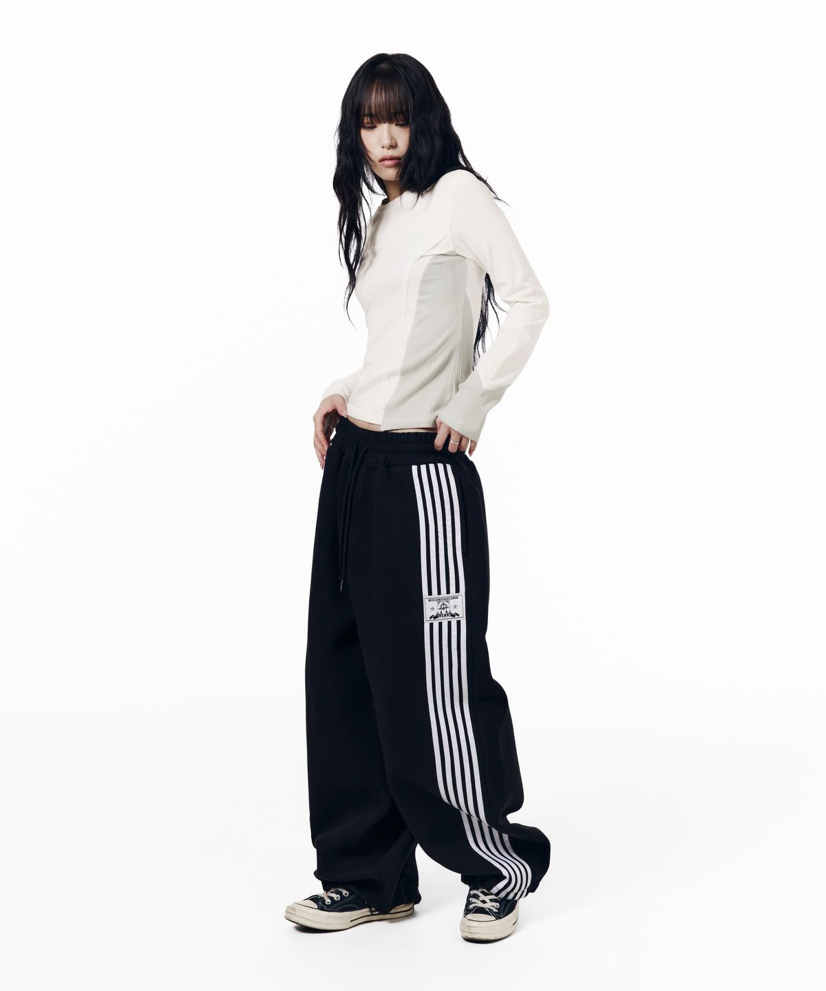 아캄(AAKAM) Cut-Off Long Sleeve (White)