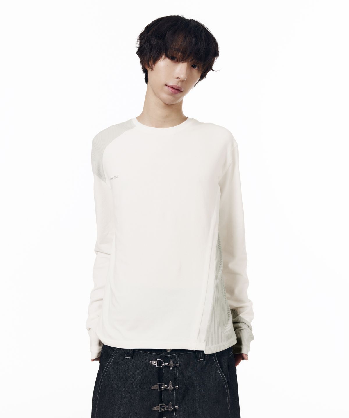 아캄(AAKAM) Cut-Off Long Sleeve (White)