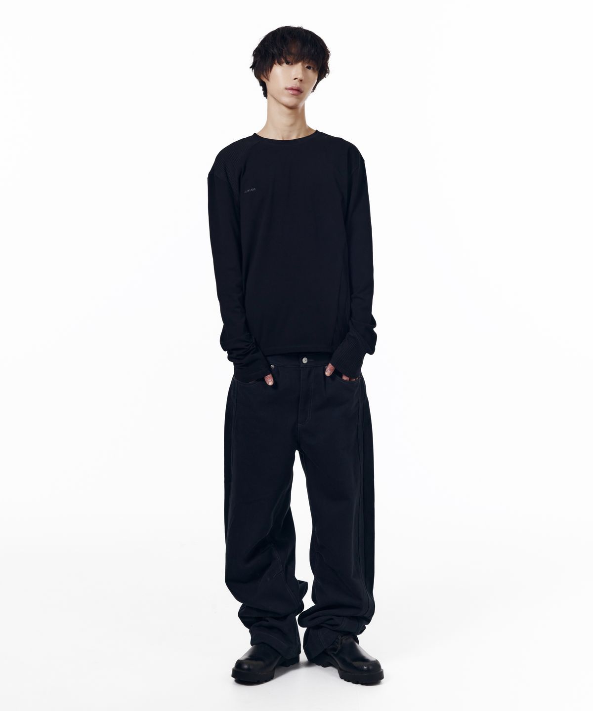 아캄(AAKAM) Cut-Off Long Sleeve (Black)