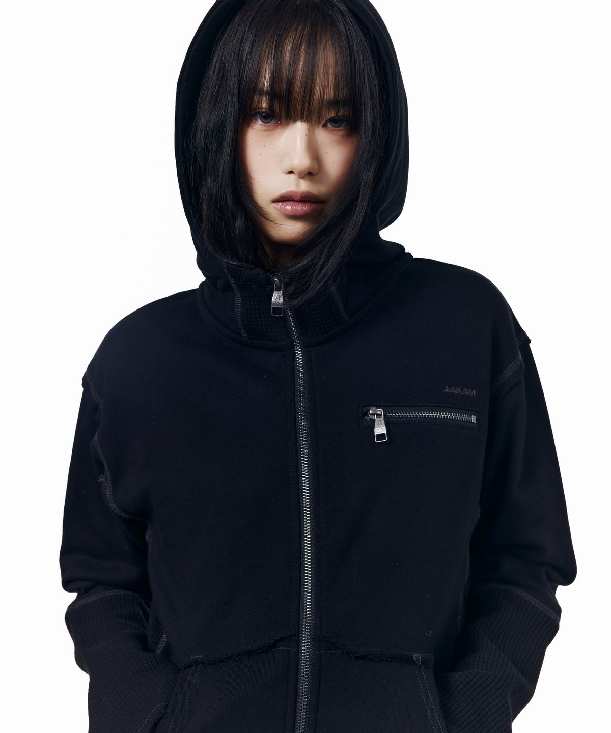아캄(AAKAM) Waffle Sleeve Hoodie Zip-Up (Black)