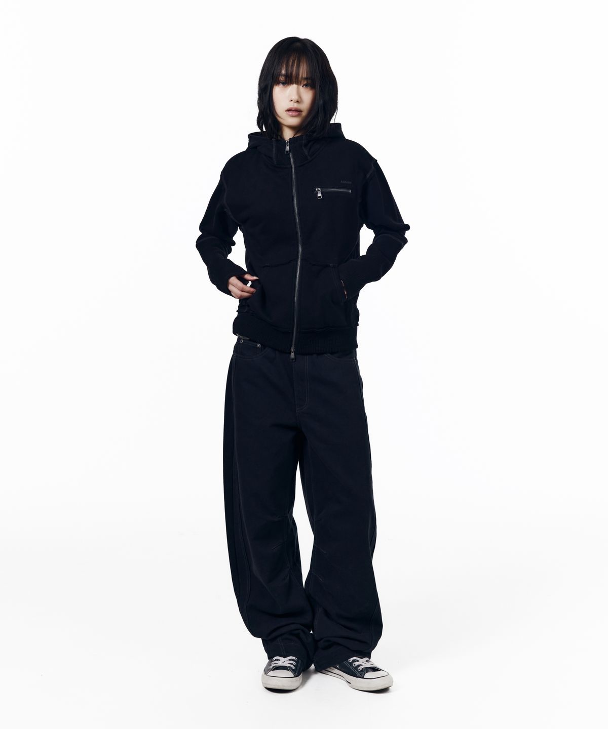 아캄(AAKAM) Waffle Sleeve Hoodie Zip-Up (Black)