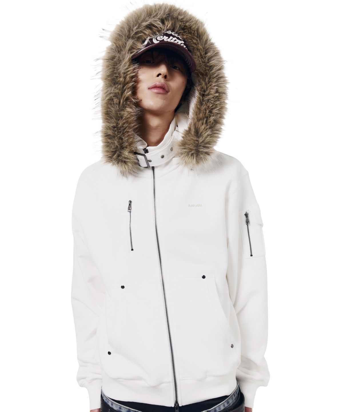 아캄(AAKAM) High Neck Fur Hoodie Zip-Up (White)